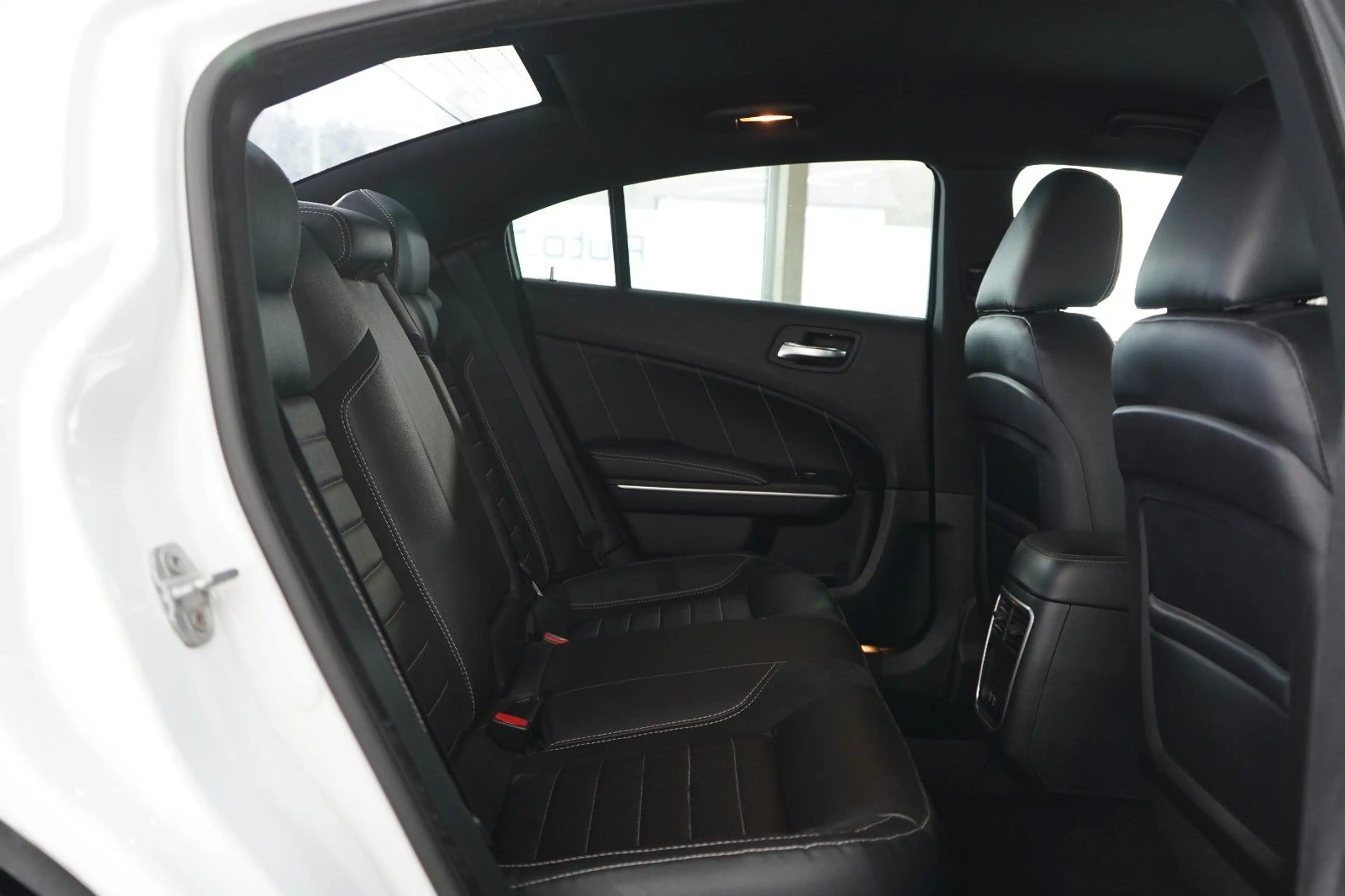 Dodge Charger 3,6*Unfallfrei*2.Hand*S-Abgas*Navi*20 Z. — photo 15