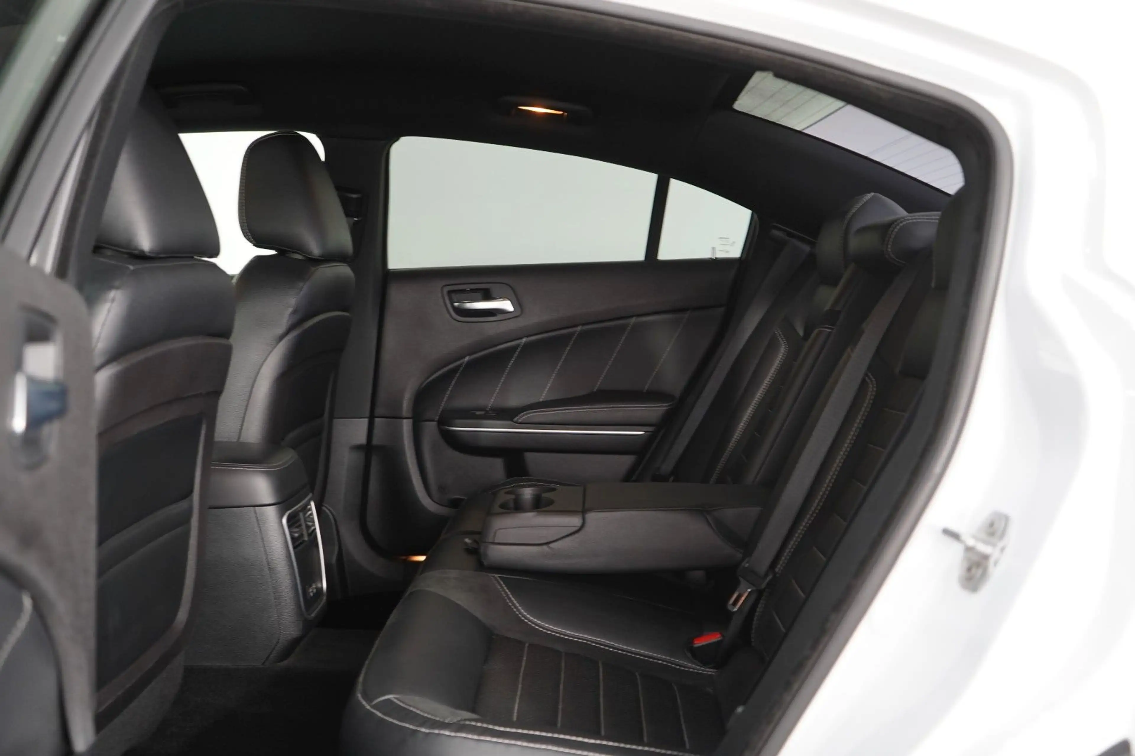 Dodge Charger 3,6*Unfallfrei*2.Hand*S-Abgas*Navi*20 Z. — photo 11