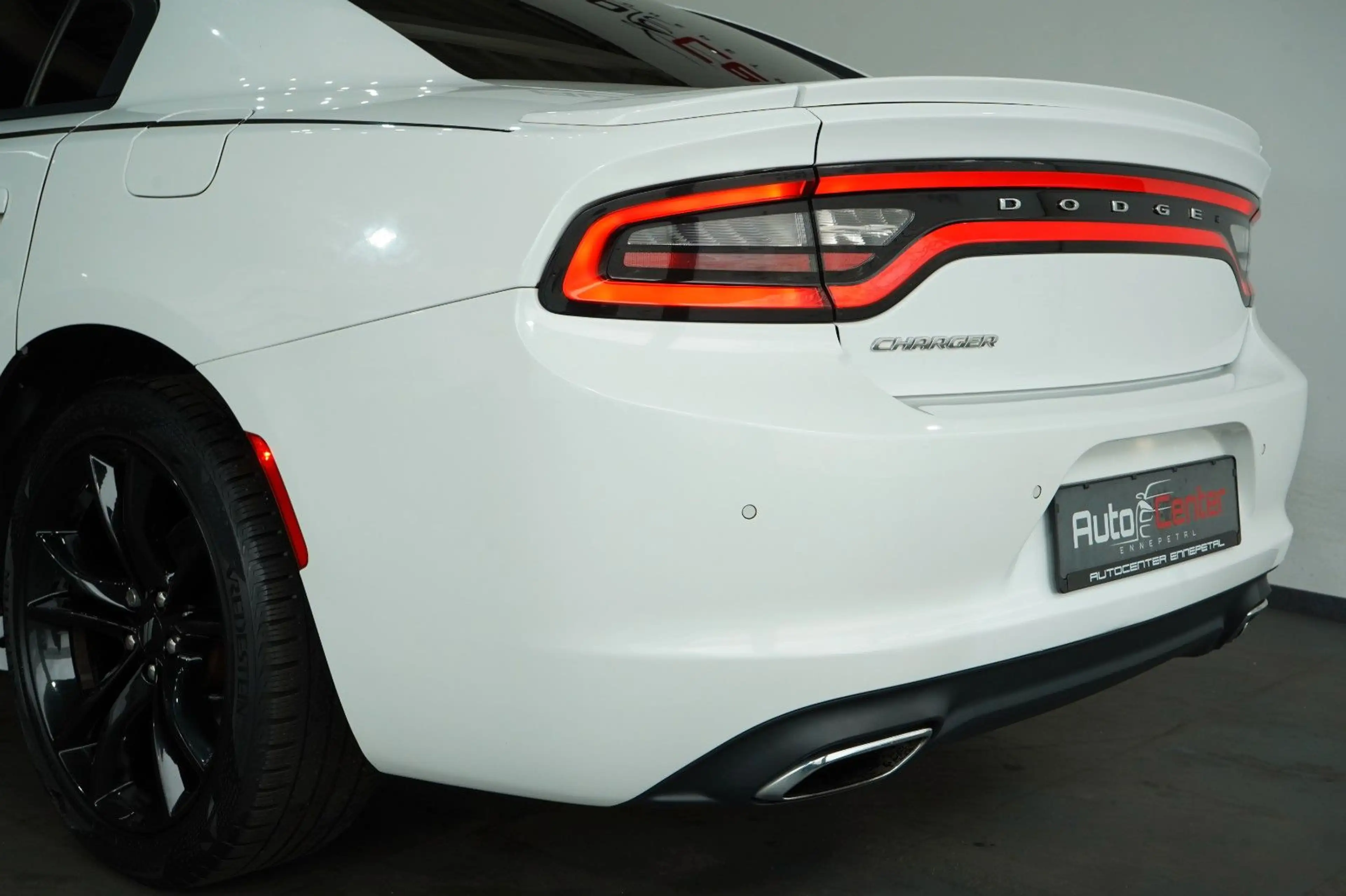 Dodge Charger 3,6*Unfallfrei*2.Hand*S-Abgas*Navi*20 Z. — photo 7