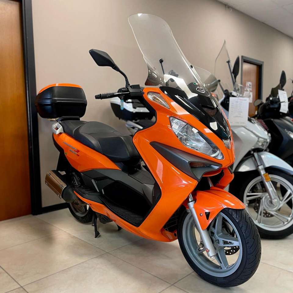 Malaguti Madison 250