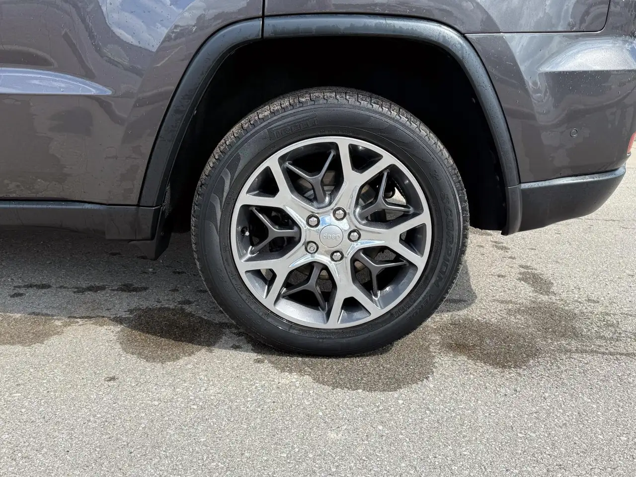 Jeep Grand Cherokee photo Jeep Grand Cherokee