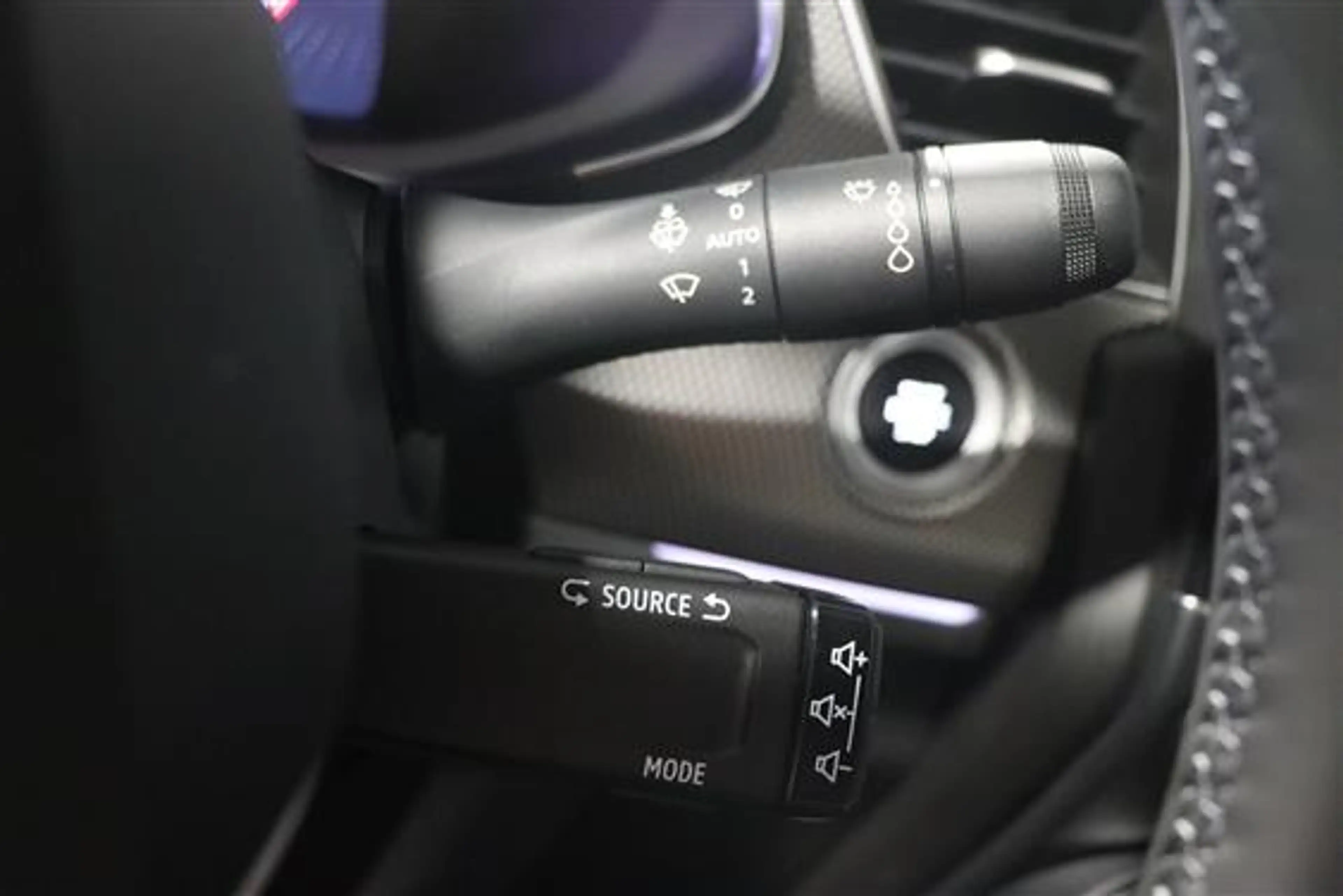 Renault Arkana 1.3 TCE MILD HYBRID TECHNO EDC — photo 19