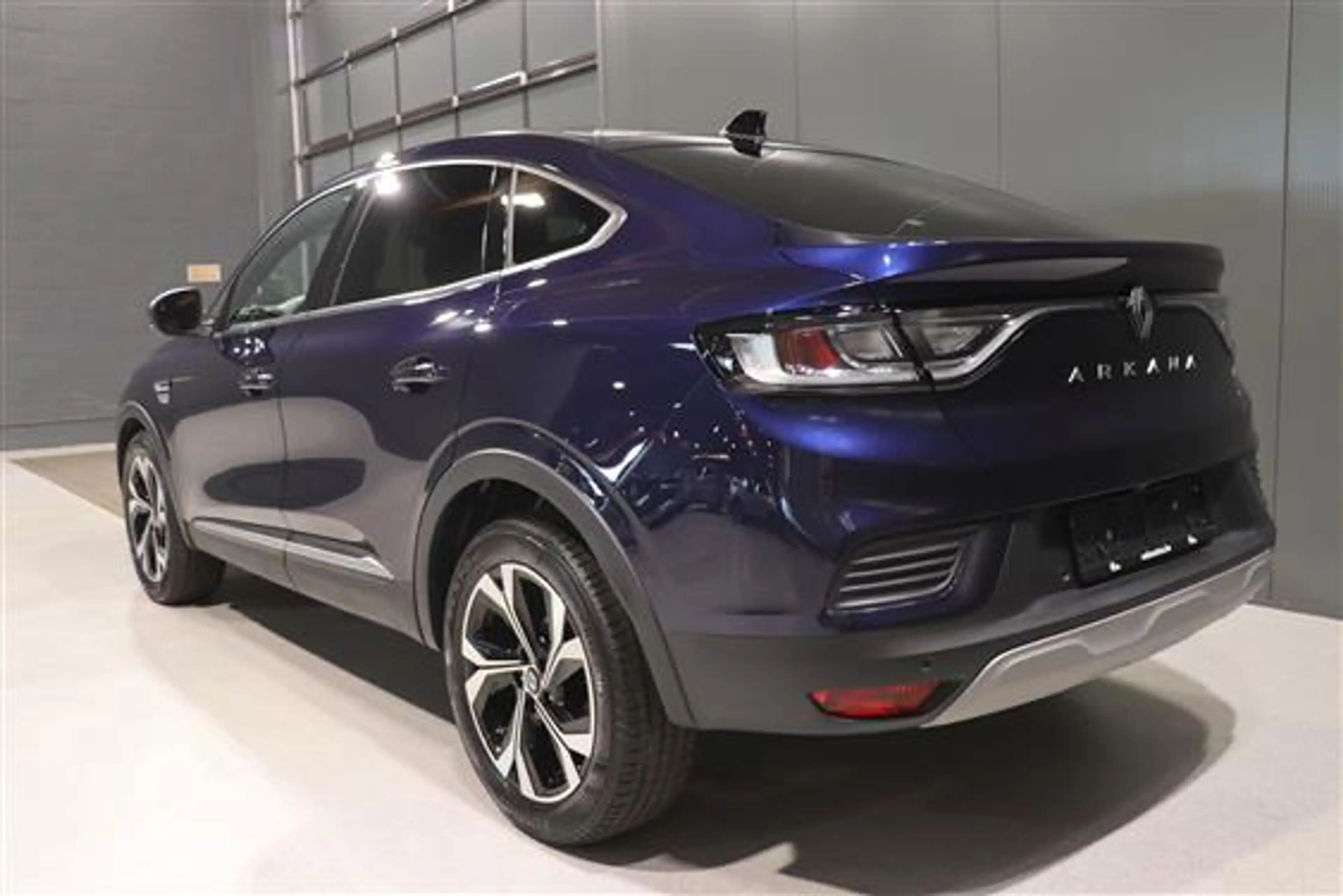 Renault Arkana 1.3 TCE MILD HYBRID TECHNO EDC — photo 4