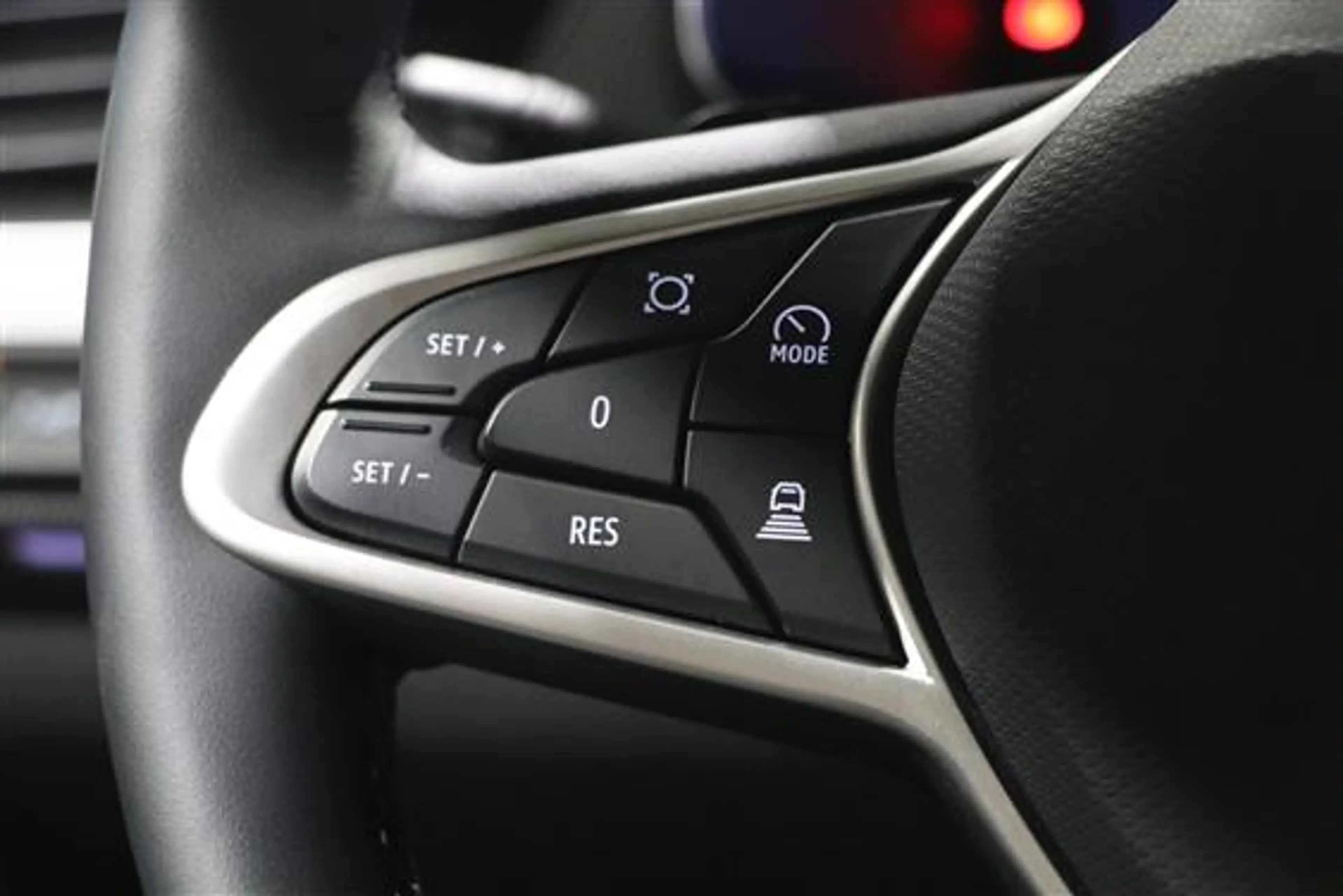 Renault Arkana 1.3 TCE MILD HYBRID TECHNO EDC — photo 16
