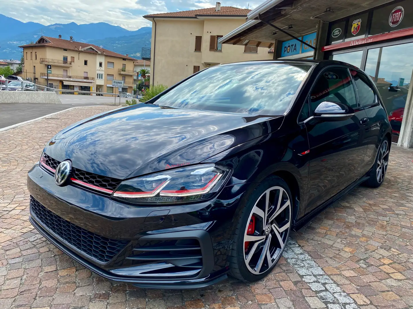 Volkswagen Golf GTI Golf 3p 2.0 tsi Gti Performance 245cv dsg HONEY Nero - 1