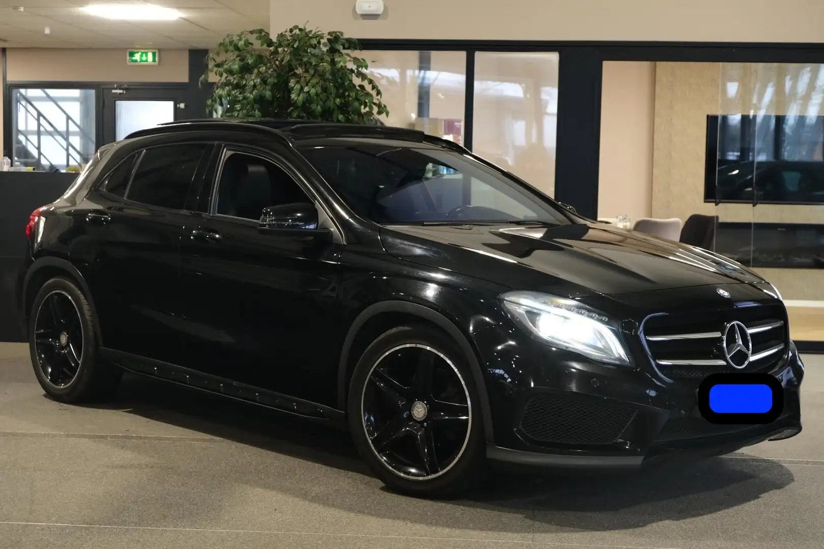 Mercedes-Benz GLA 200 GLA 200 Prestige Zwart - 1