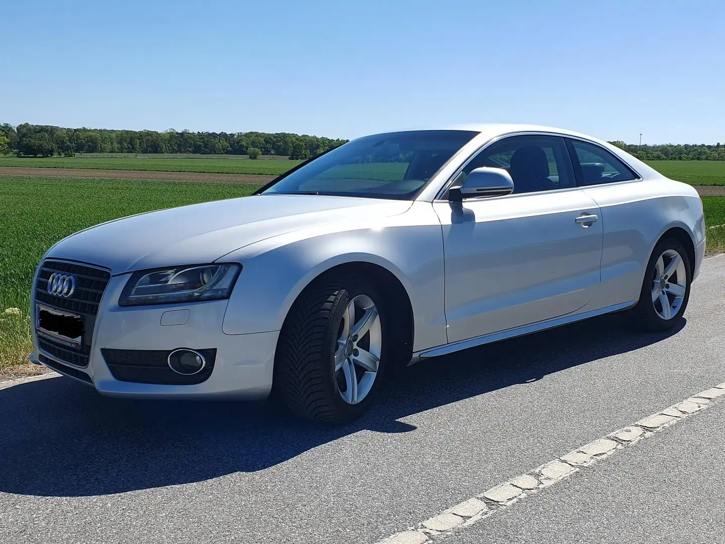 Audi A5 A5 Coupé 2,7 TDI V6 DPF Aut. Silber - 2