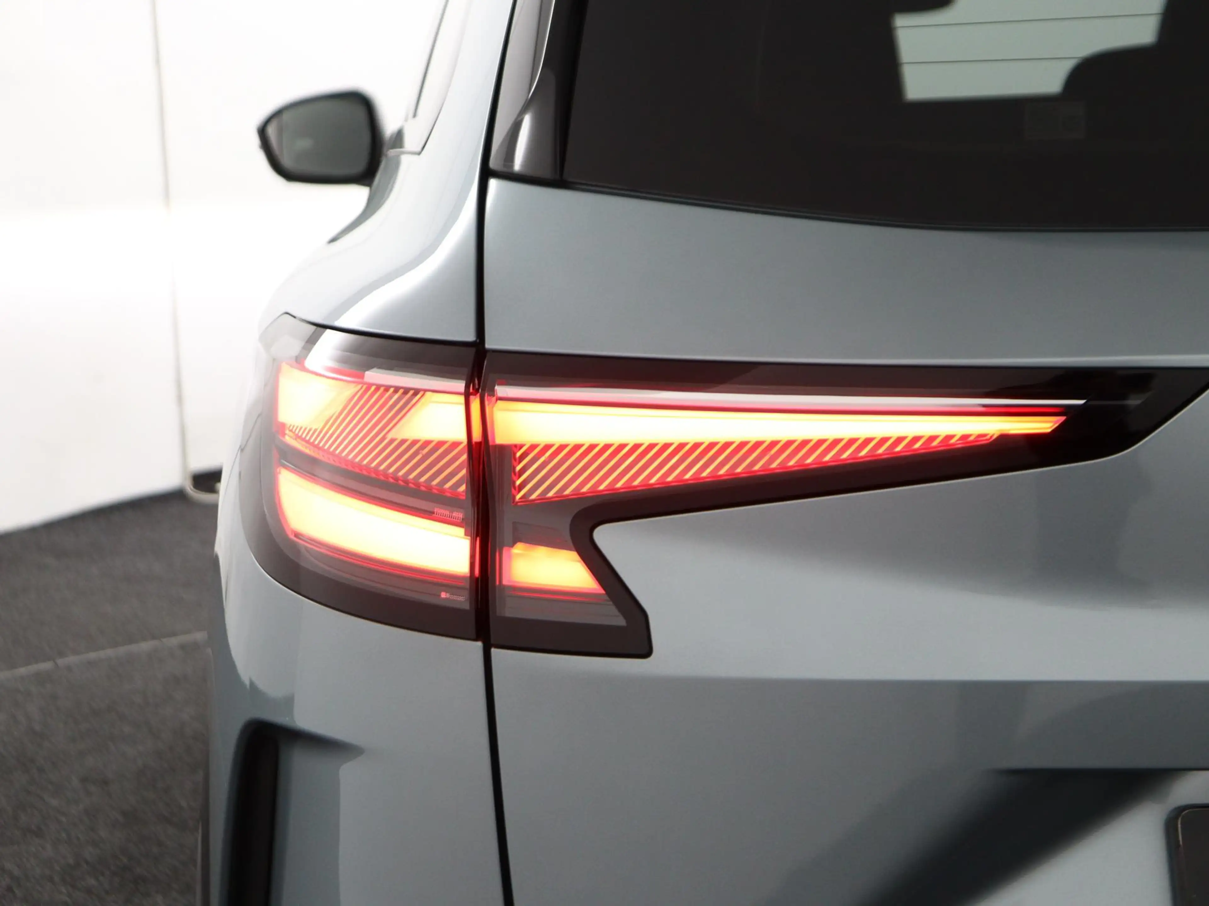 Renault Espace esprit Alpine full hybrid E-Tech 200 - 7 zitplaats — photo 12