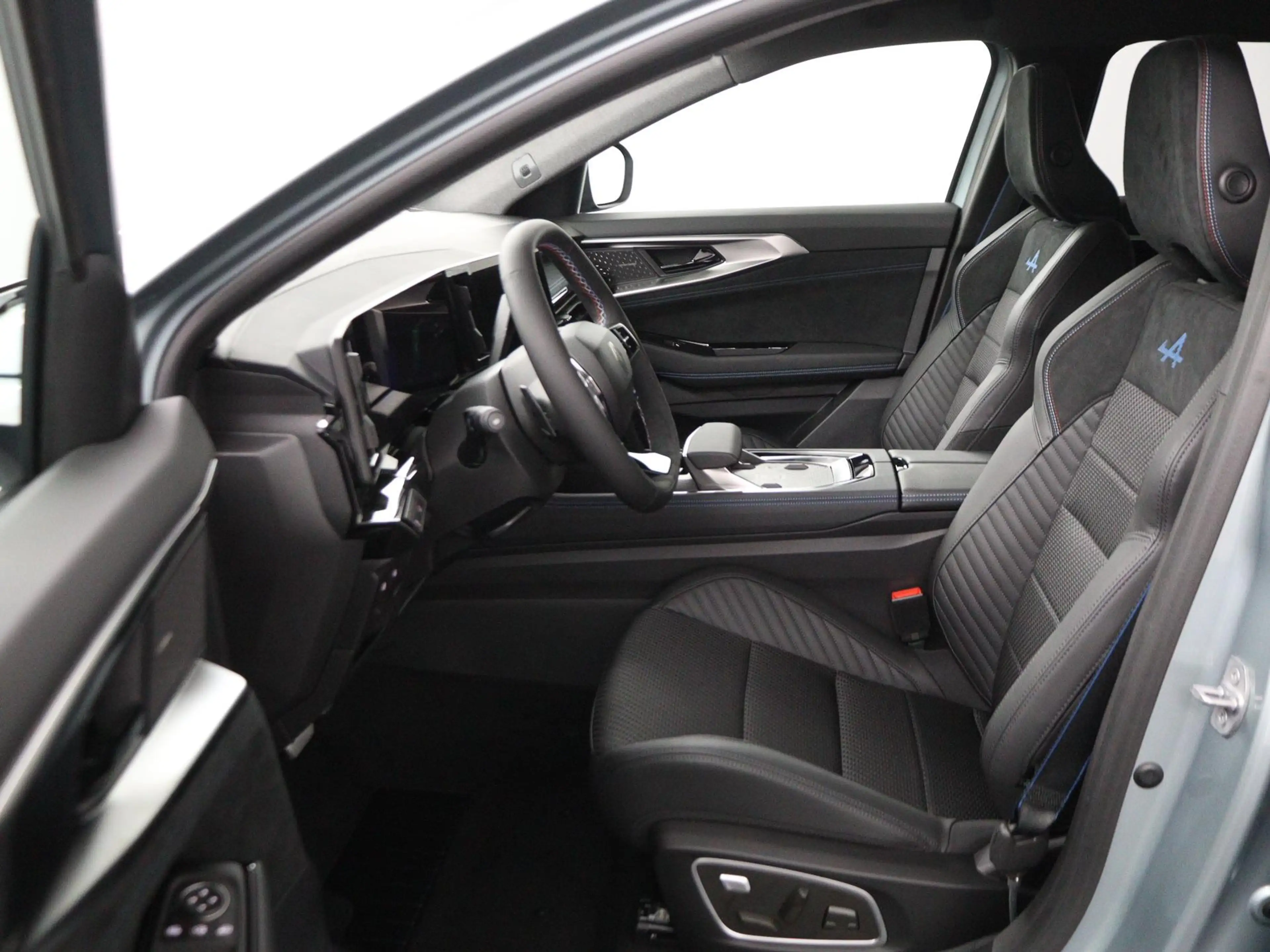 Renault Espace esprit Alpine full hybrid E-Tech 200 - 7 zitplaats — photo 15