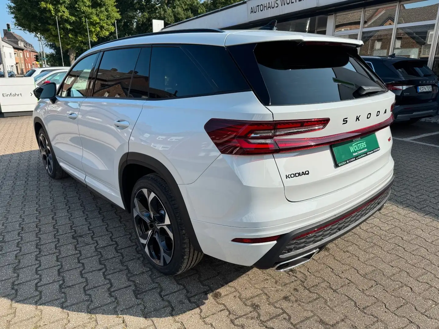 Skoda Kodiaq RS 4X4 ACC DCC MATRIX Weiß - 2