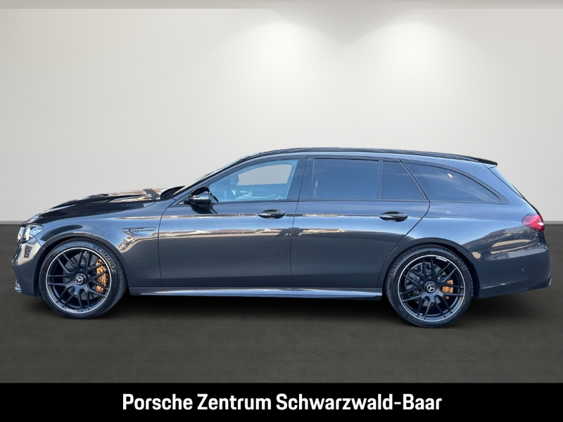 Mercedes-Benz E 63 AMG S MBUX-Cockpit Ride Control+ 360-Kamera — photo 2
