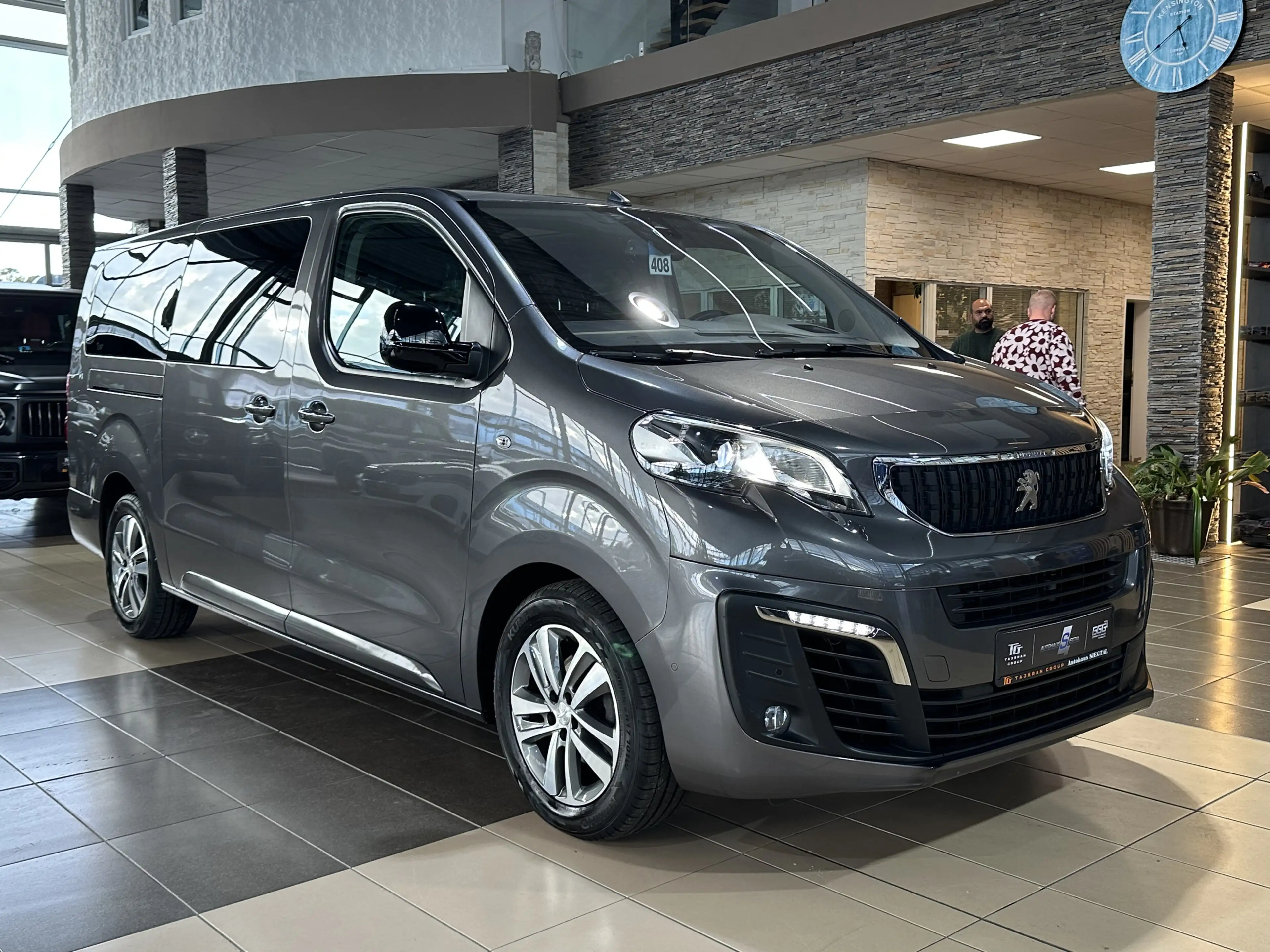 Peugeot Traveller Business VIP L3 Standheizung HUD Leder