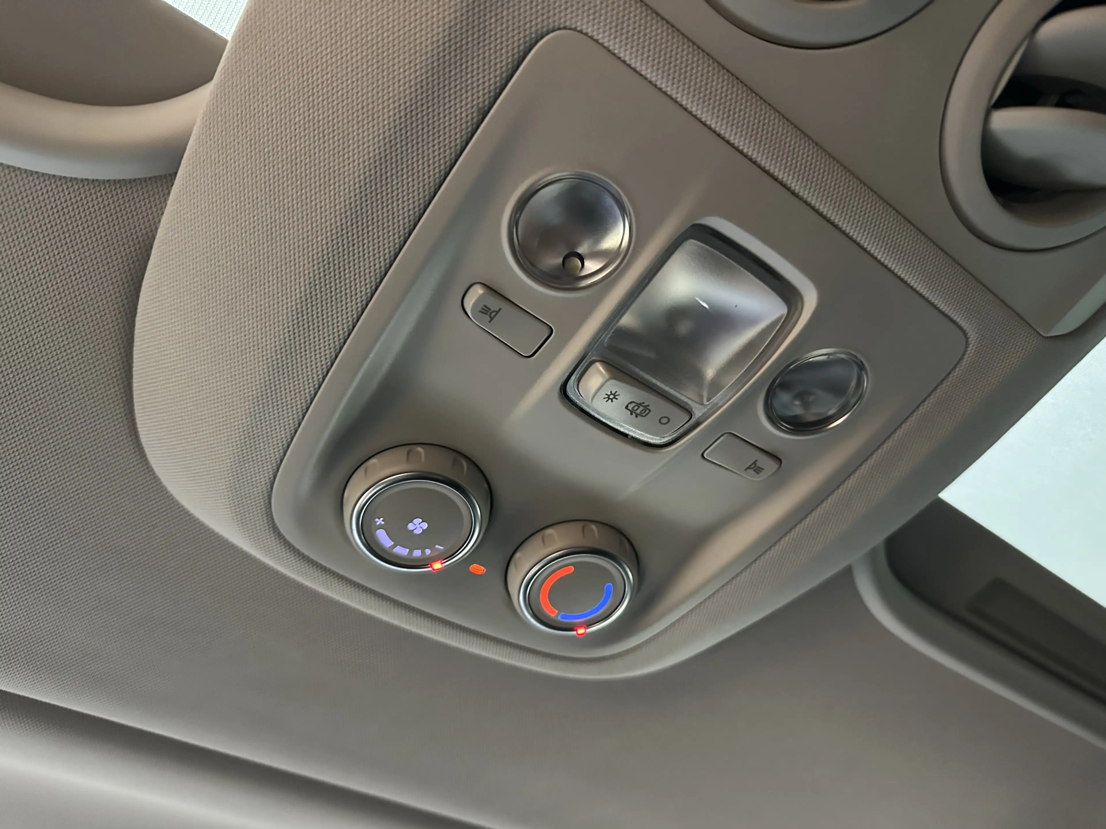 Peugeot Traveller Business VIP L3 Standheizung HUD Leder — photo 8