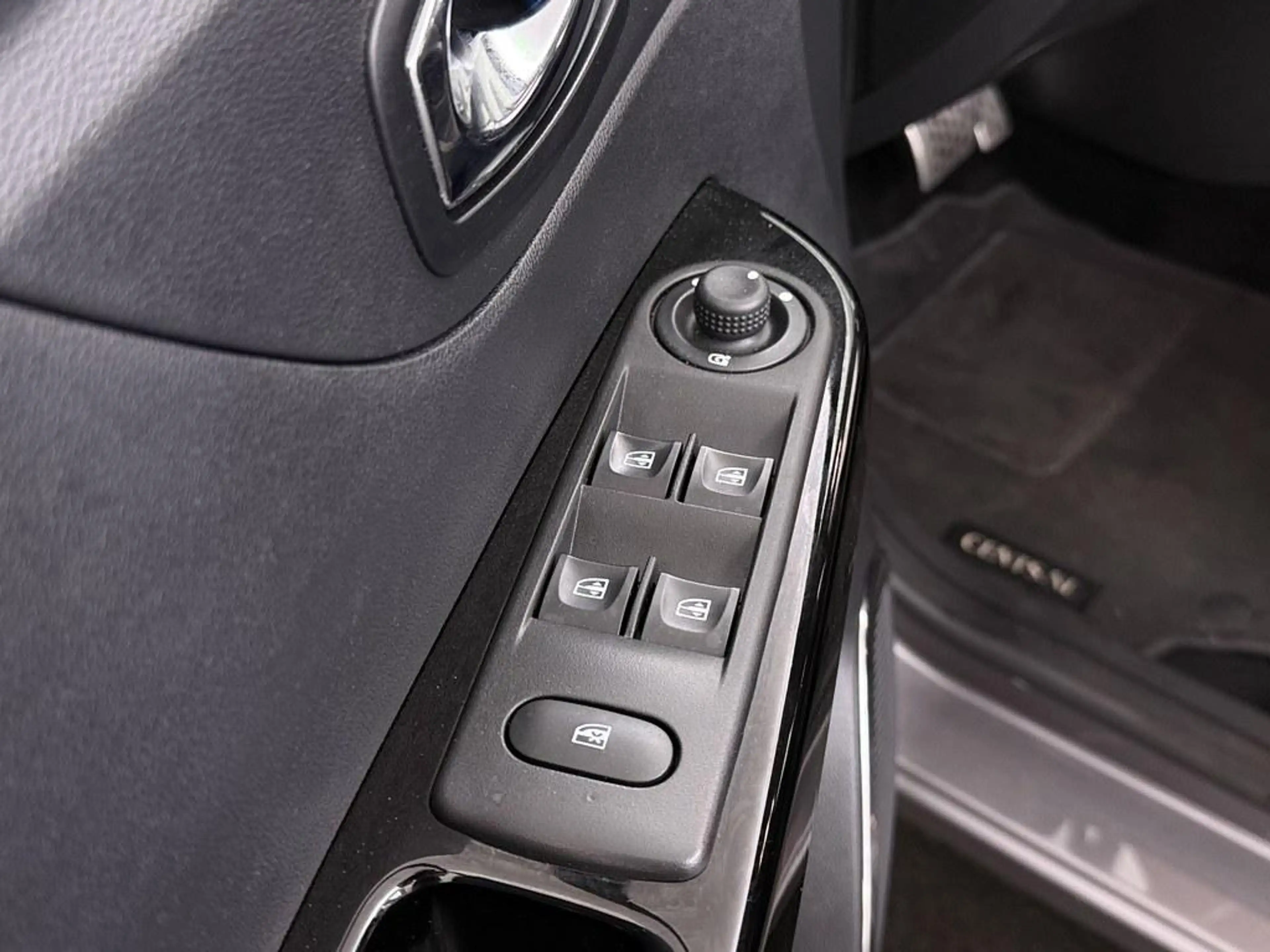 Renault Captur 1.2 TCe Xmod Automaat Leder/4S.Banden/Trekhaak/Ecc — photo 8