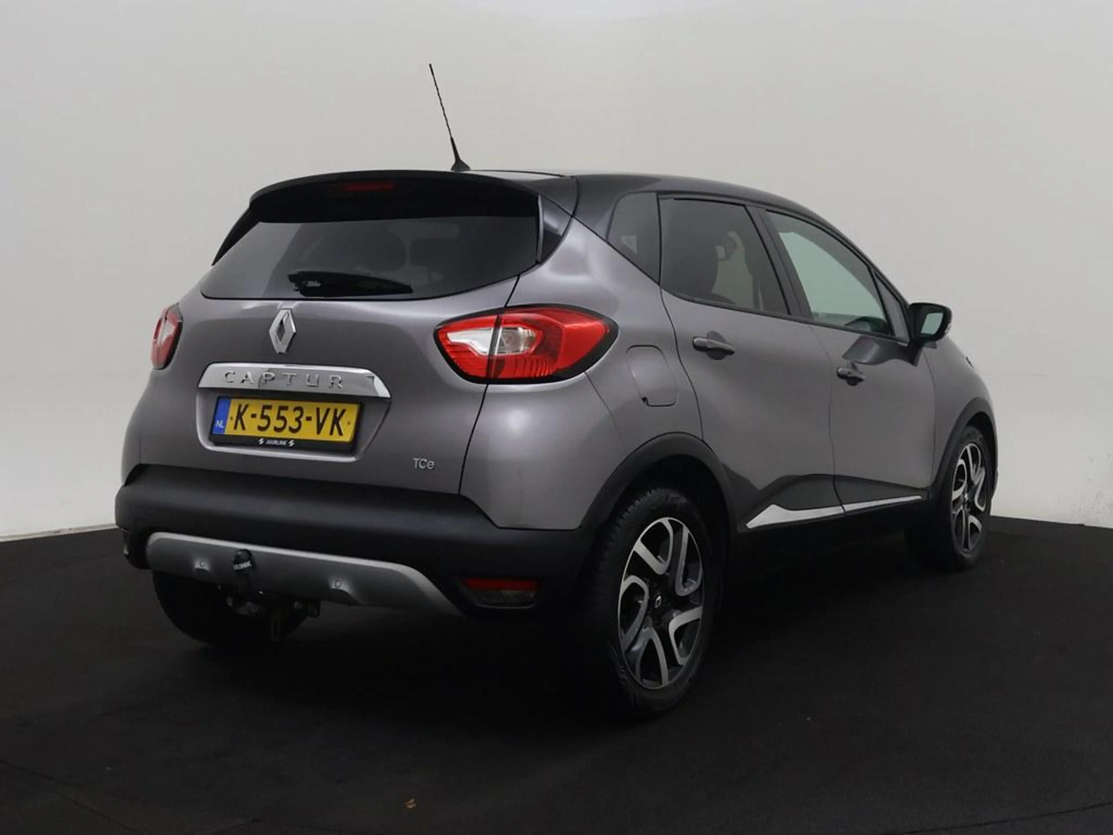 Renault Captur 1.2 TCe Xmod Automaat Leder/4S.Banden/Trekhaak/Ecc — photo 2