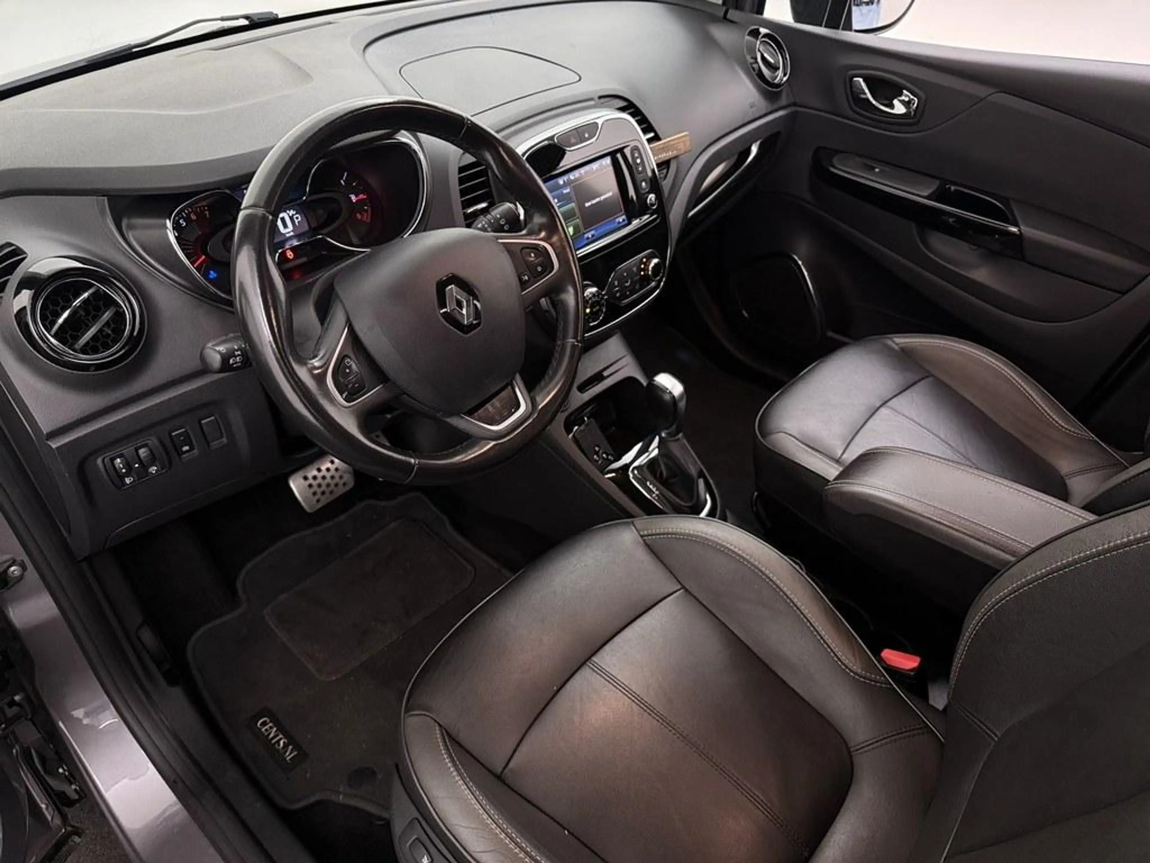 Renault Captur 1.2 TCe Xmod Automaat Leder/4S.Banden/Trekhaak/Ecc — photo 3