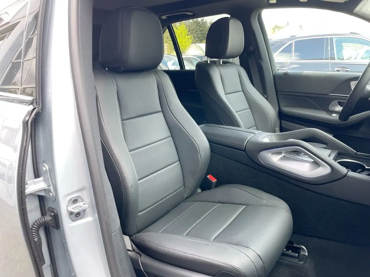 Mercedes-Benz GLE снимка Mercedes-Benz GLE