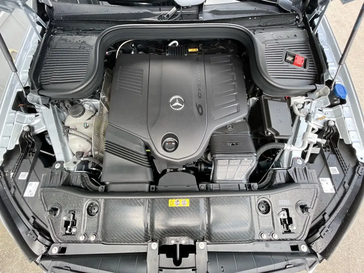 Mercedes-Benz GLE снимка Mercedes-Benz GLE