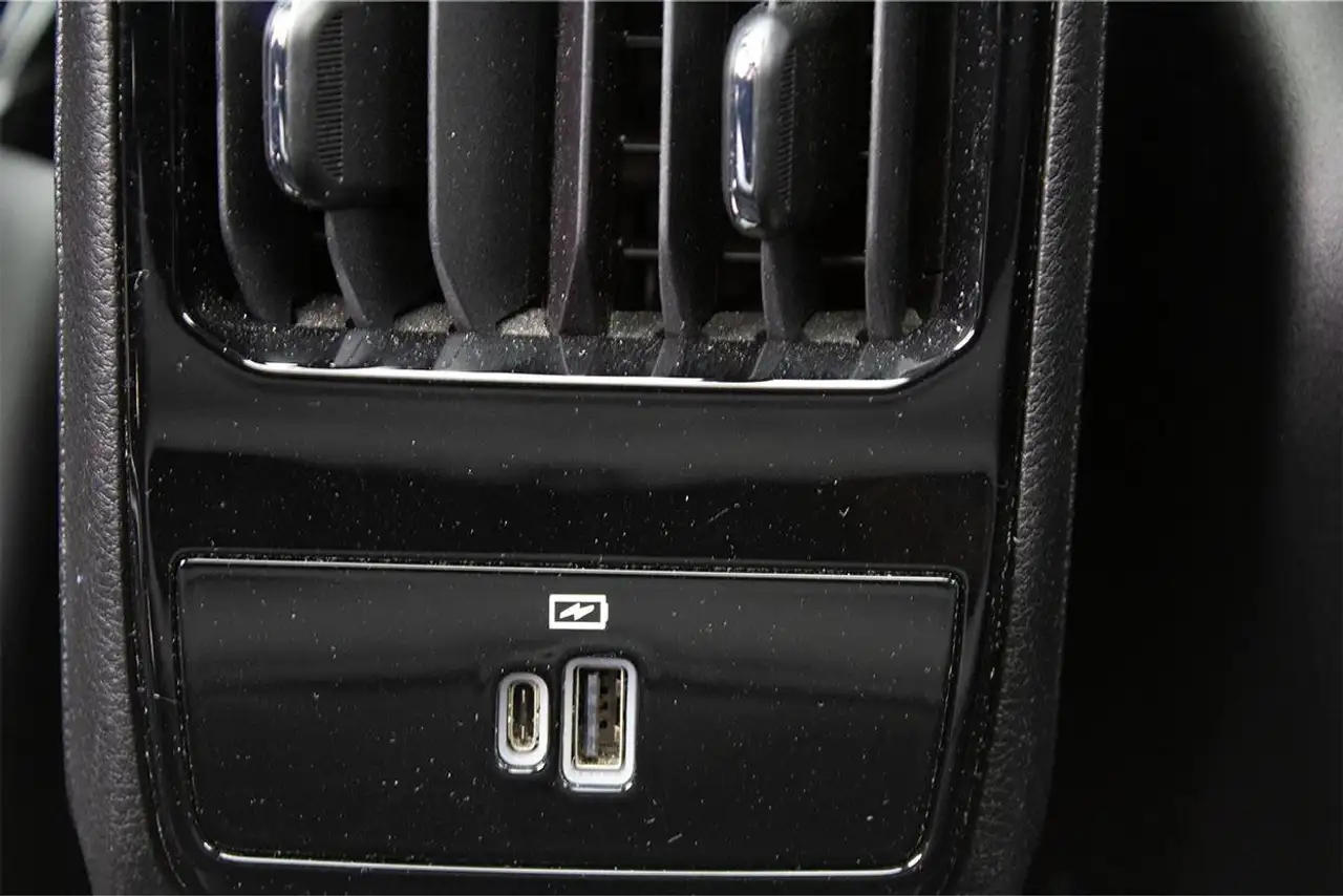 Jeep Compass снимка Jeep Compass