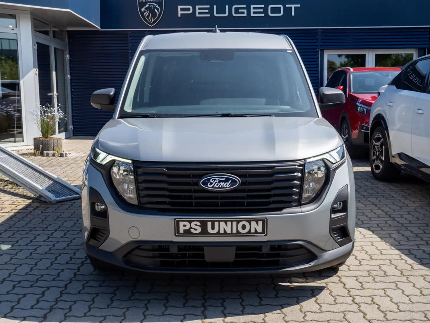 Ford Transit Courier Trend 1.0 KLIMA PDC Silber - 2