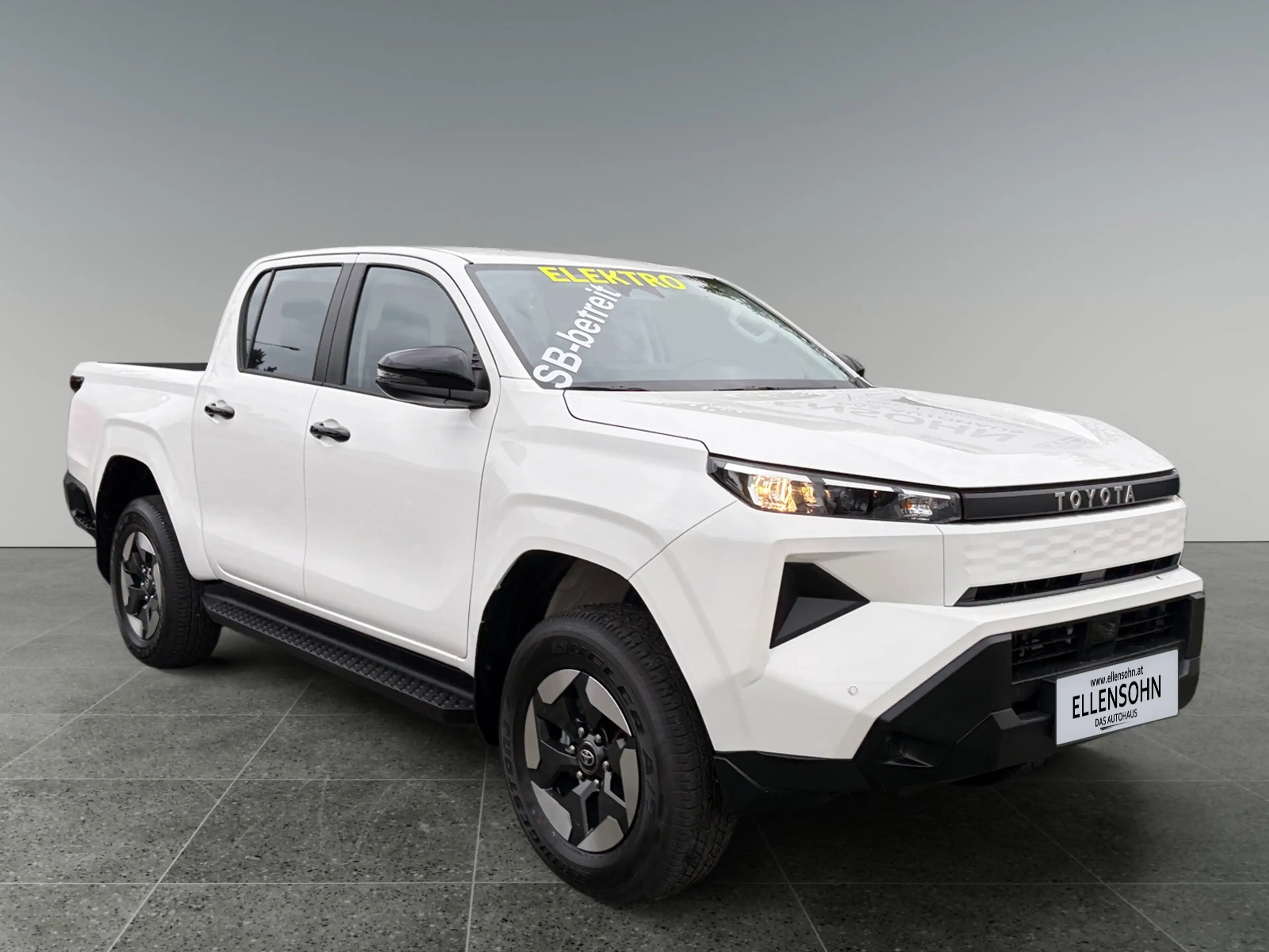 Toyota Hilux Hilux Double Cab Duty 144kWh Elektro Automatik (4 — photo 7