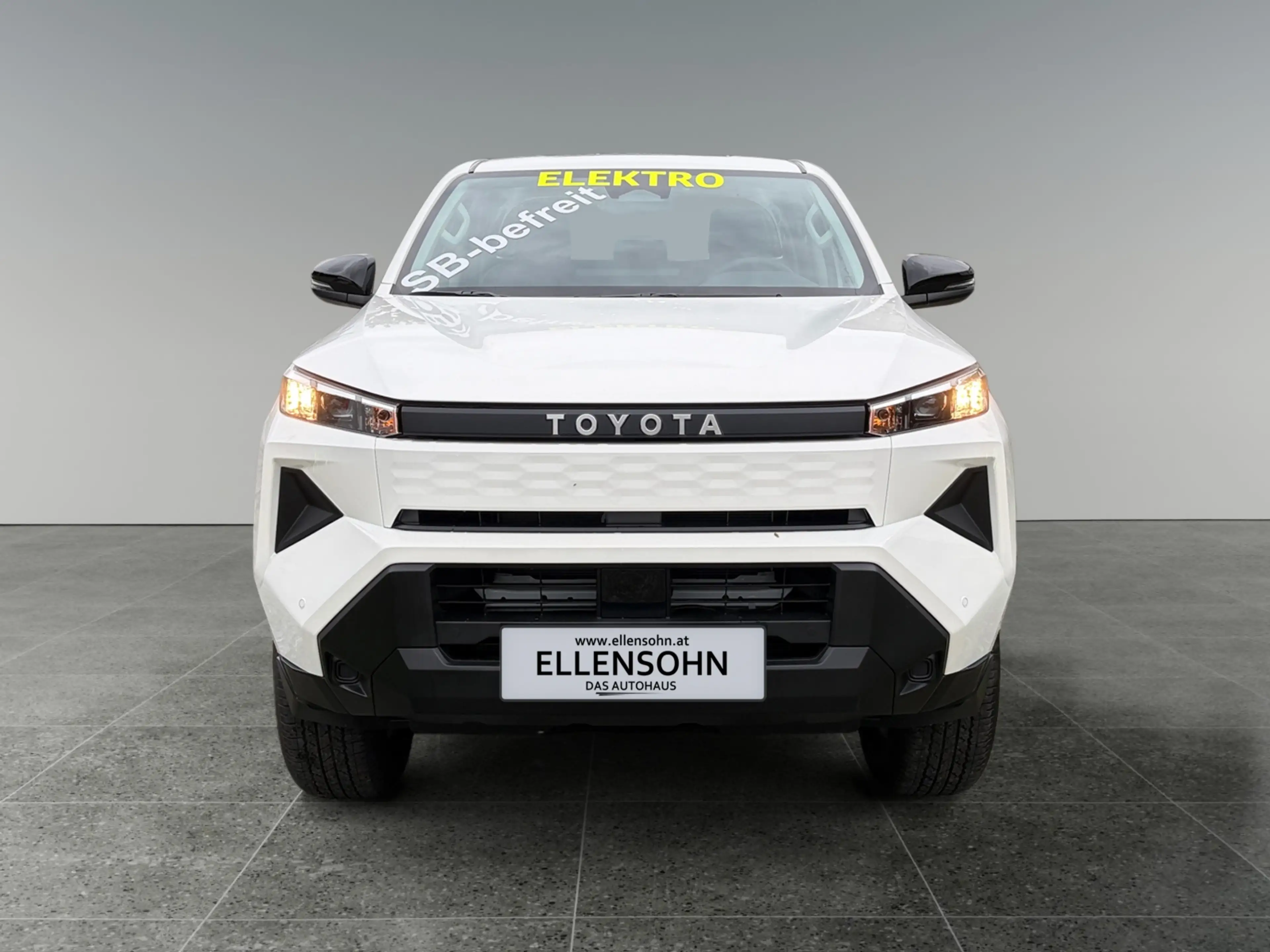 Toyota Hilux Hilux Double Cab Duty 144kWh Elektro Automatik (4 — photo 8