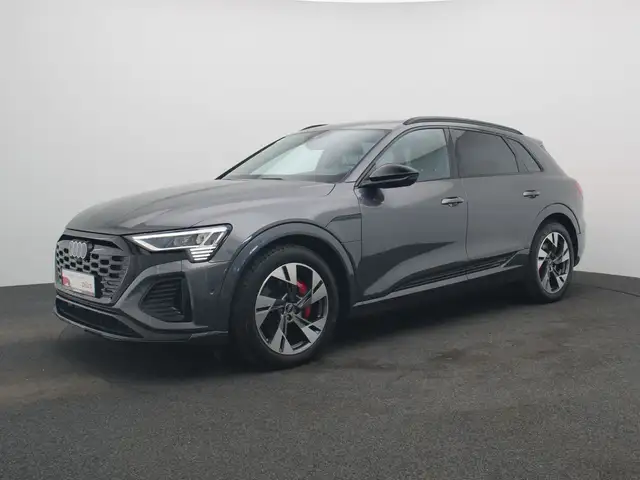 Audi Q8 E-Tron view 2