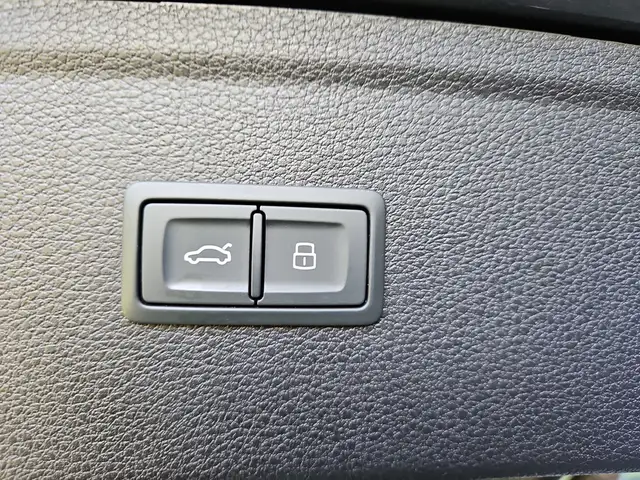 Audi Q5 view 15