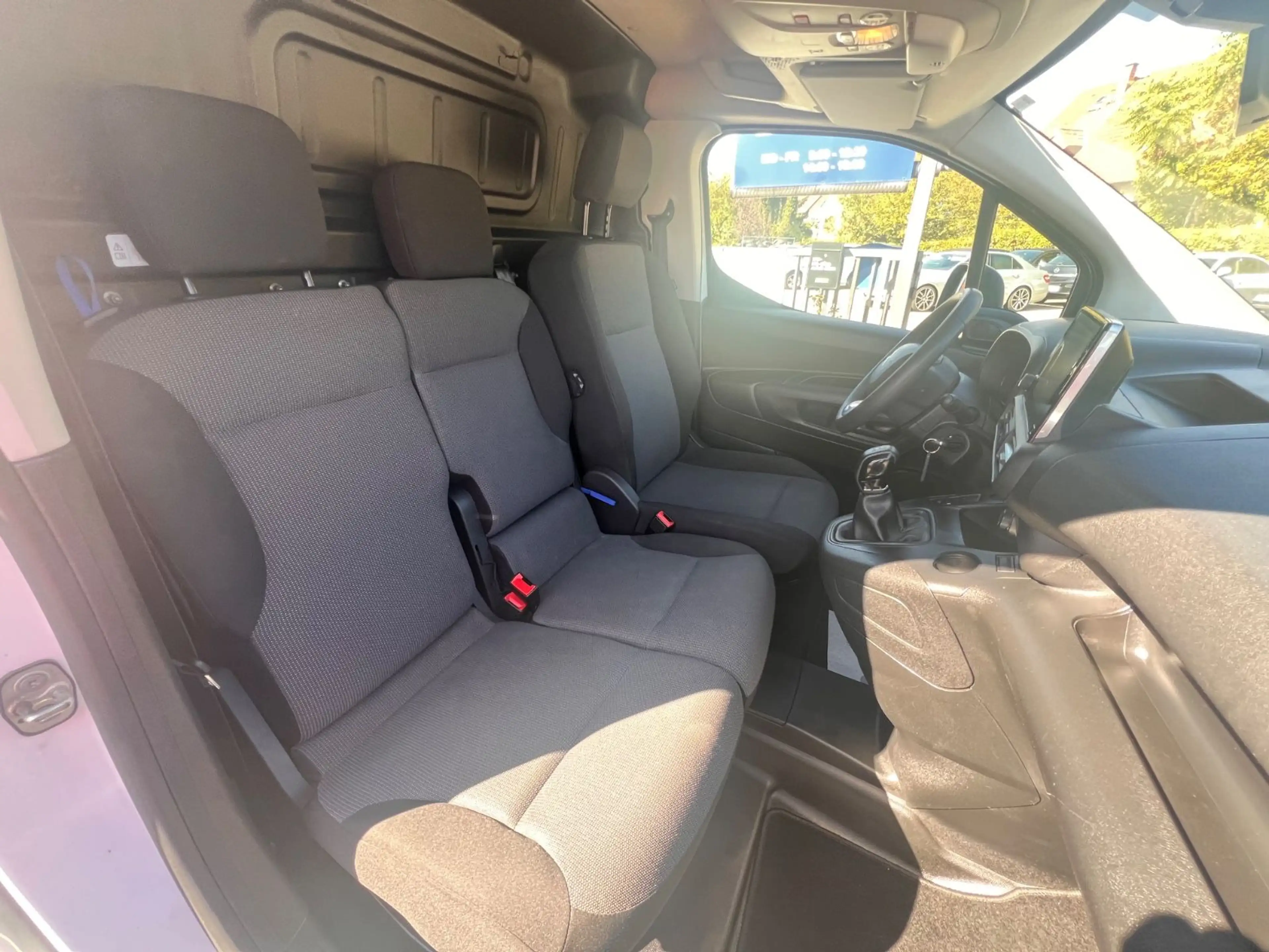 Citroen Berlingo Club*R-Cam*PDC*Klima*3-Sitzer*Navi*APP* — photo 12