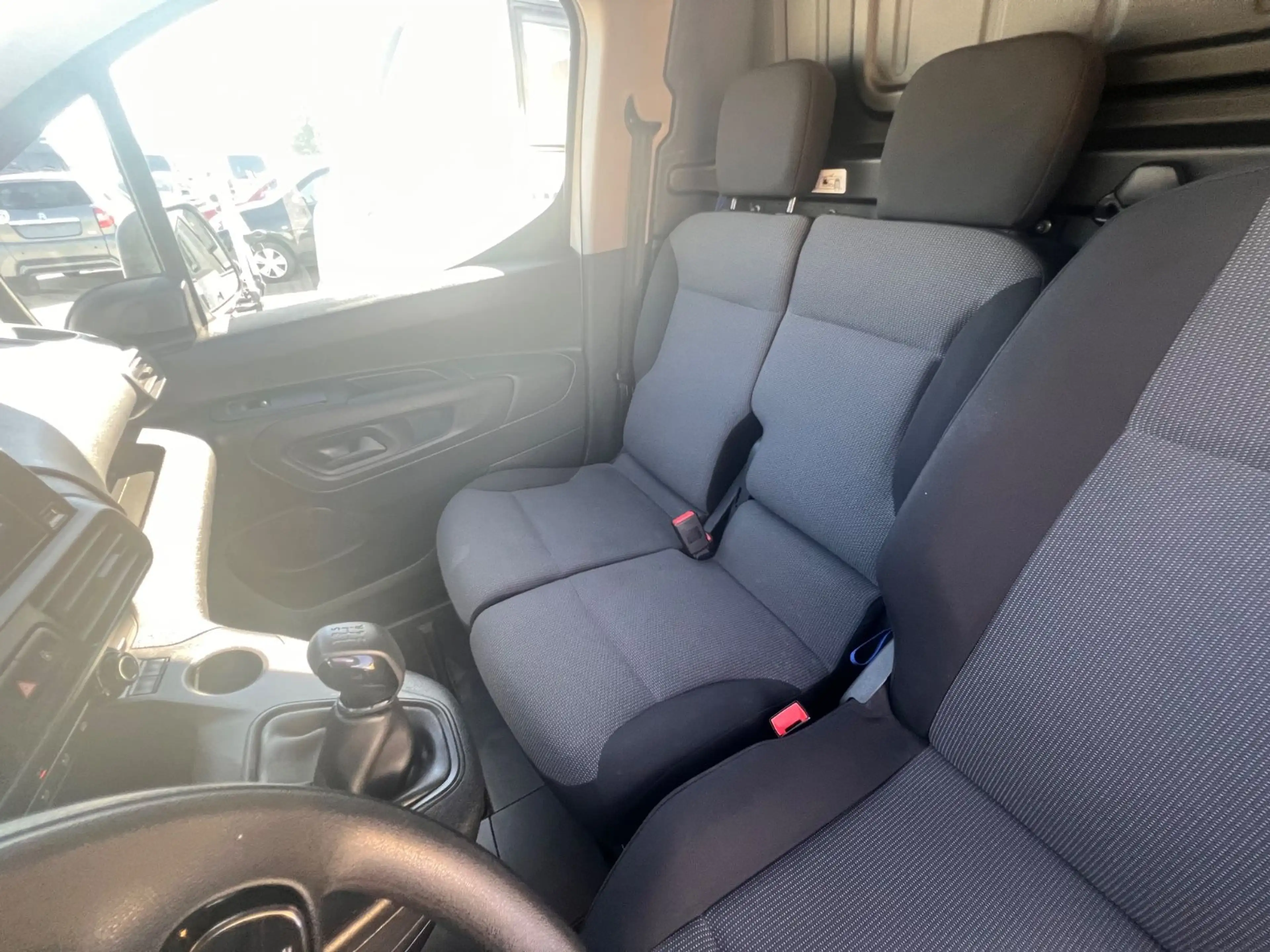 Citroen Berlingo Club*R-Cam*PDC*Klima*3-Sitzer*Navi*APP* — photo 15