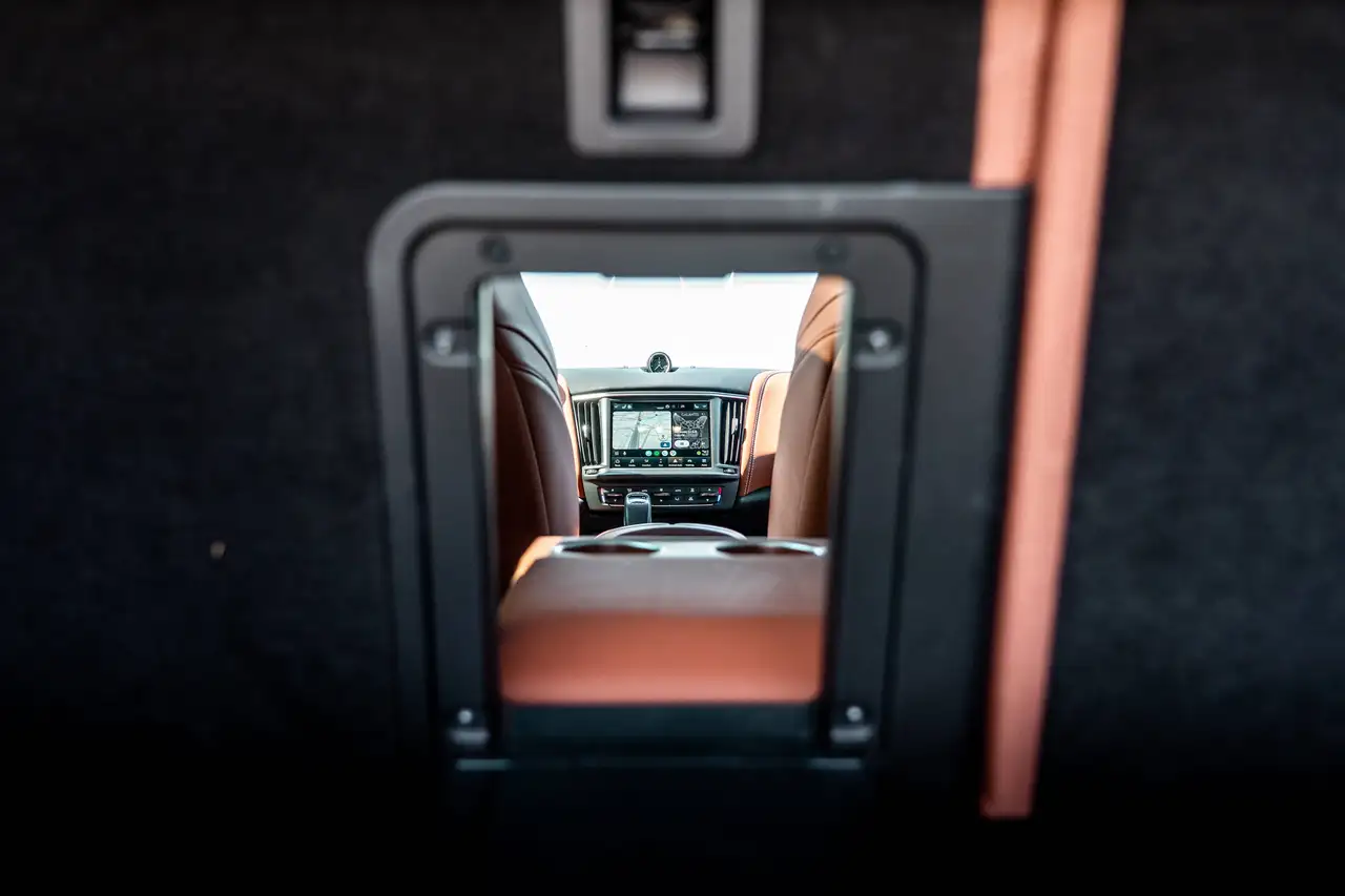 Maserati Levante 2021 — фото 15