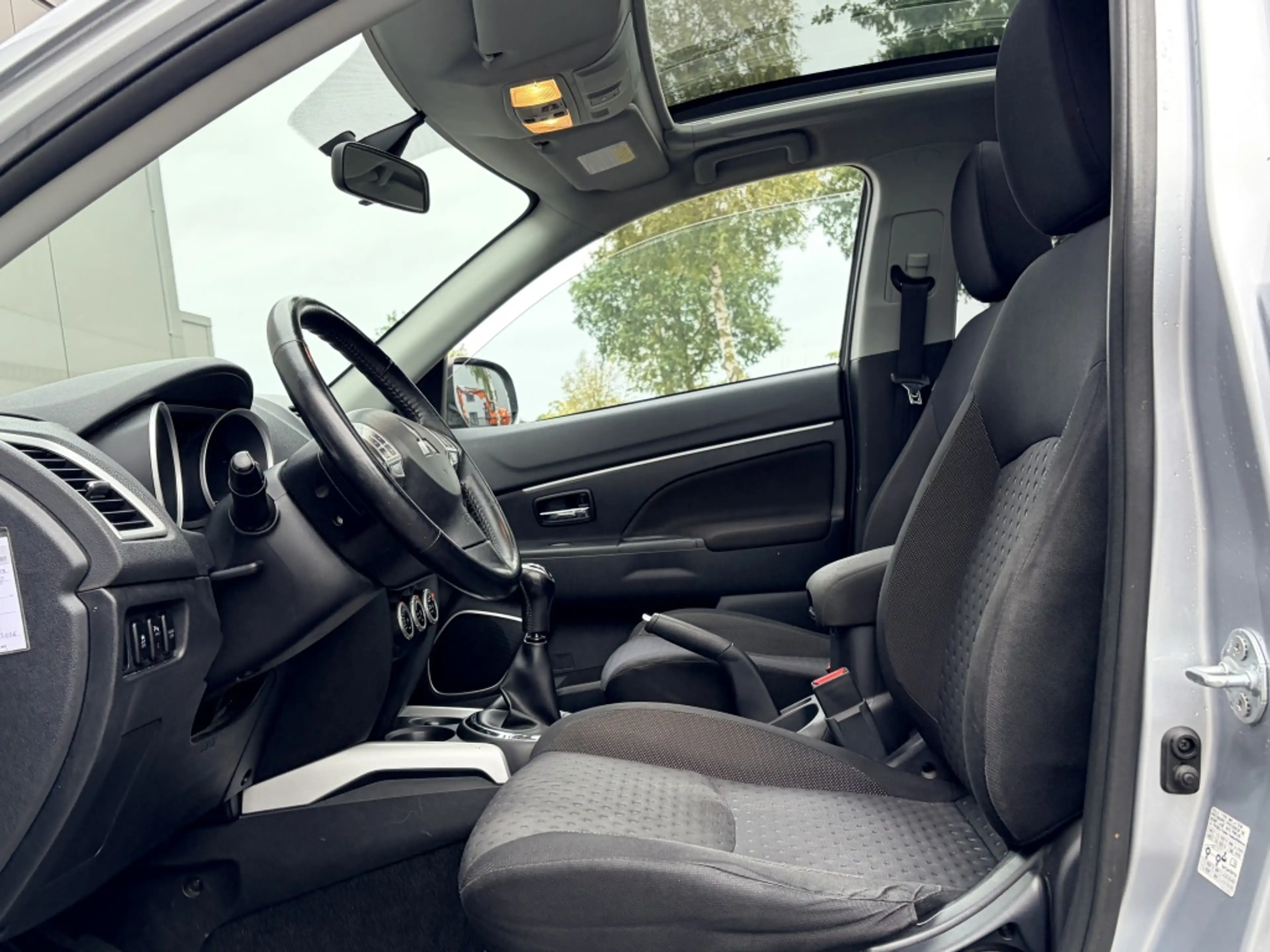 Mitsubishi ASX 1.6 Intense ClearTec - navi - pano - nap! - airco — photo 9