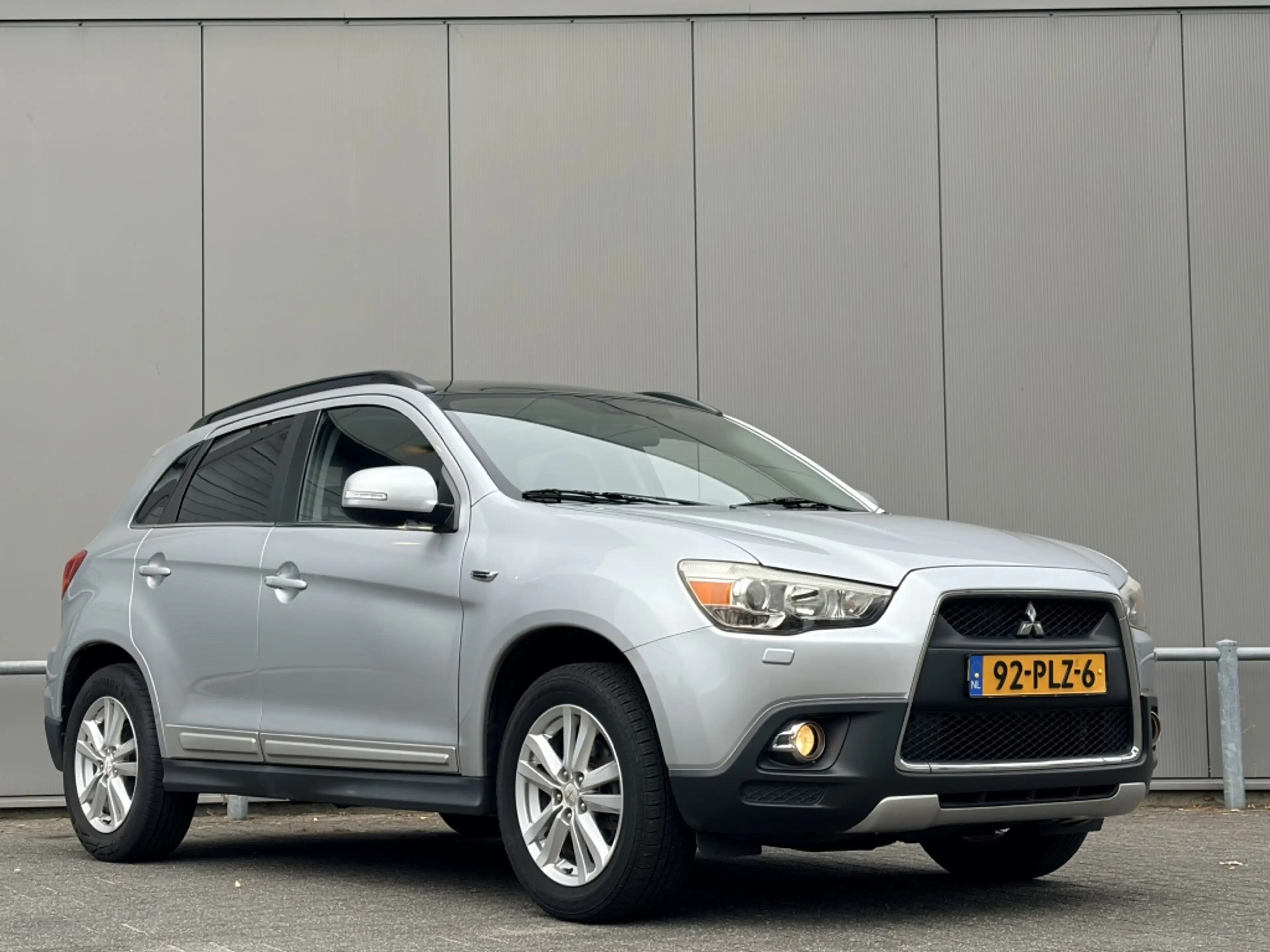 Mitsubishi ASX 1.6 Intense ClearTec - navi - pano - nap! - airco — photo 3