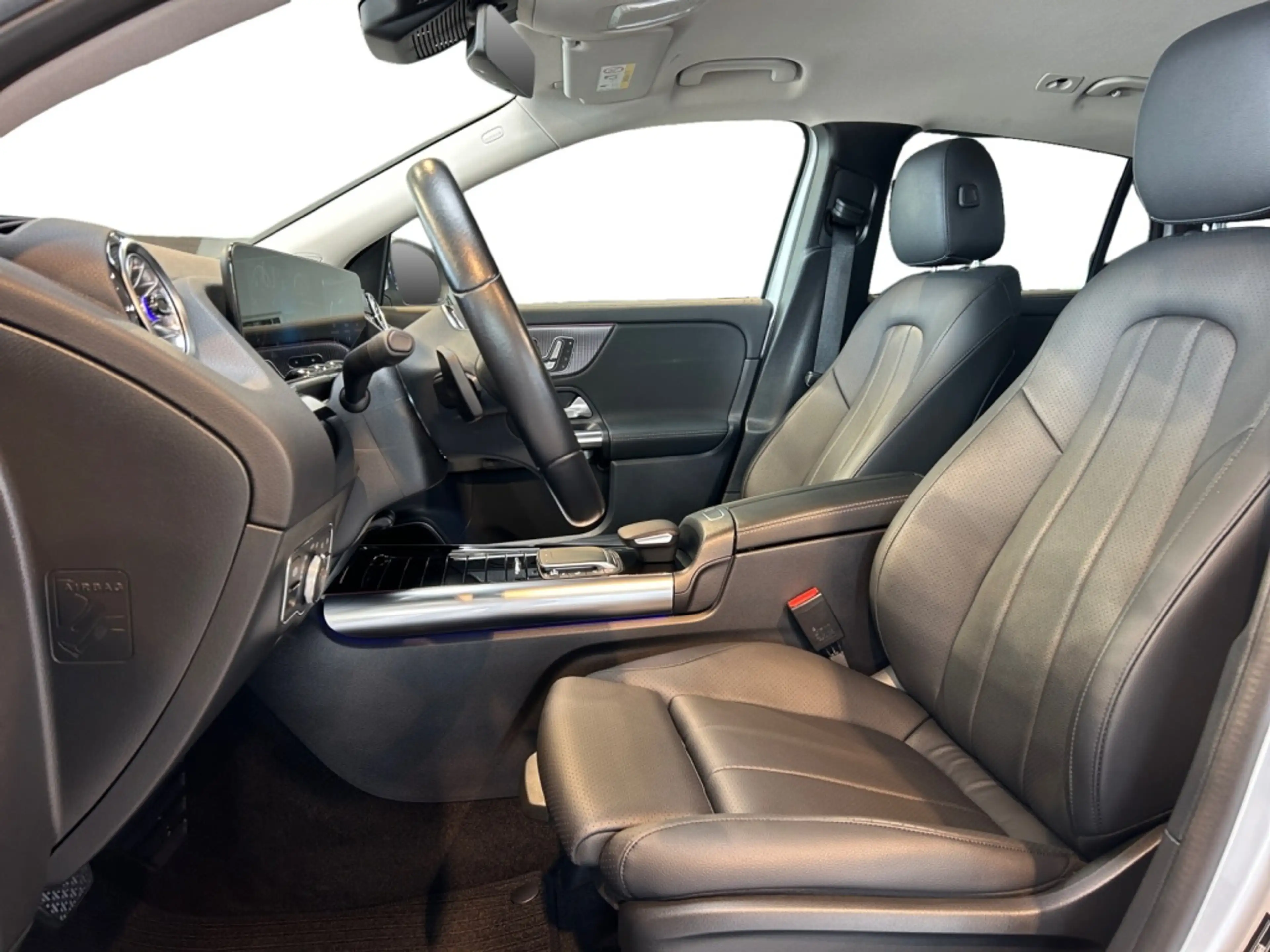 Mercedes-Benz GLA 220 d 4matic Progressive MBUX+Progressive — photo 9