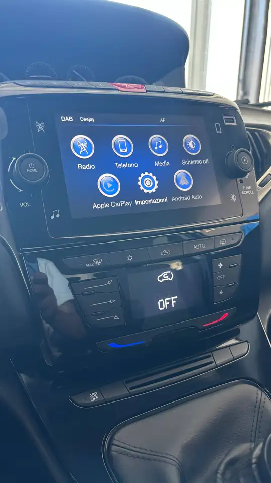 Lancia Ypsilon 2021 — фото 13