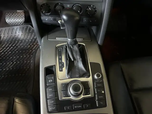 Audi Allroad view 12