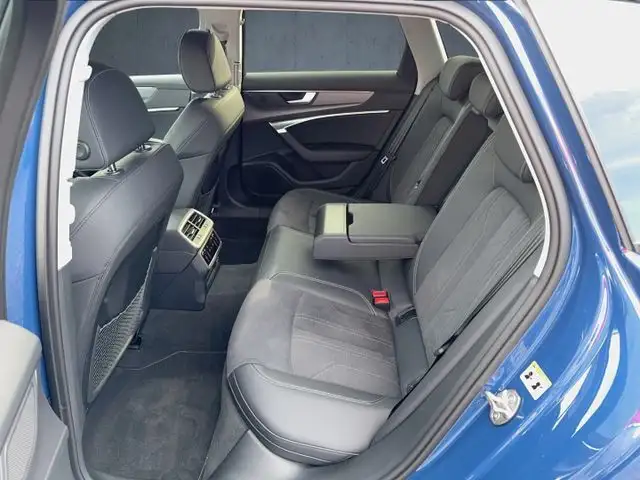 Audi A6 view 12