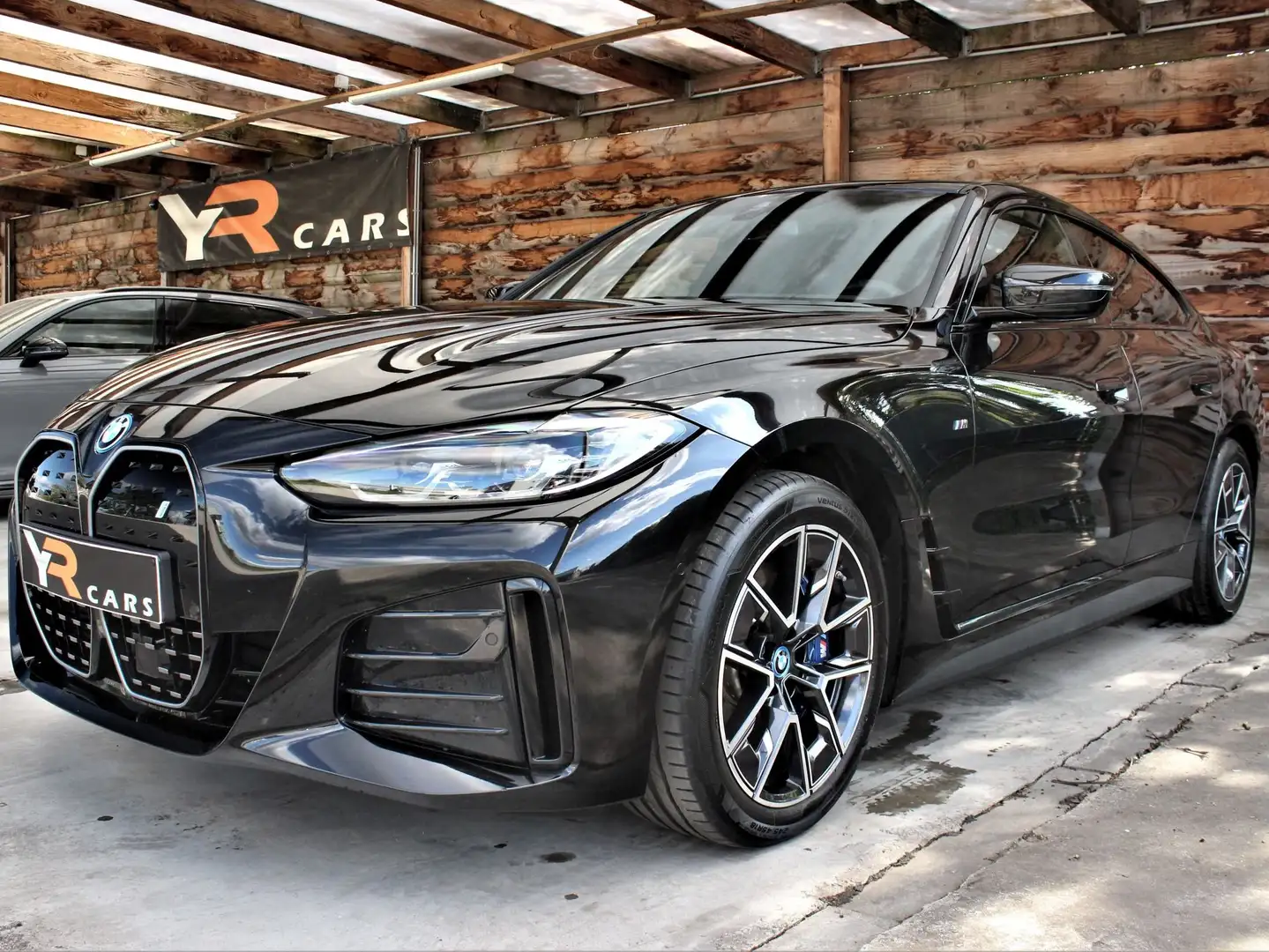BMW i4 eDrive35 M Sport Noir - 1