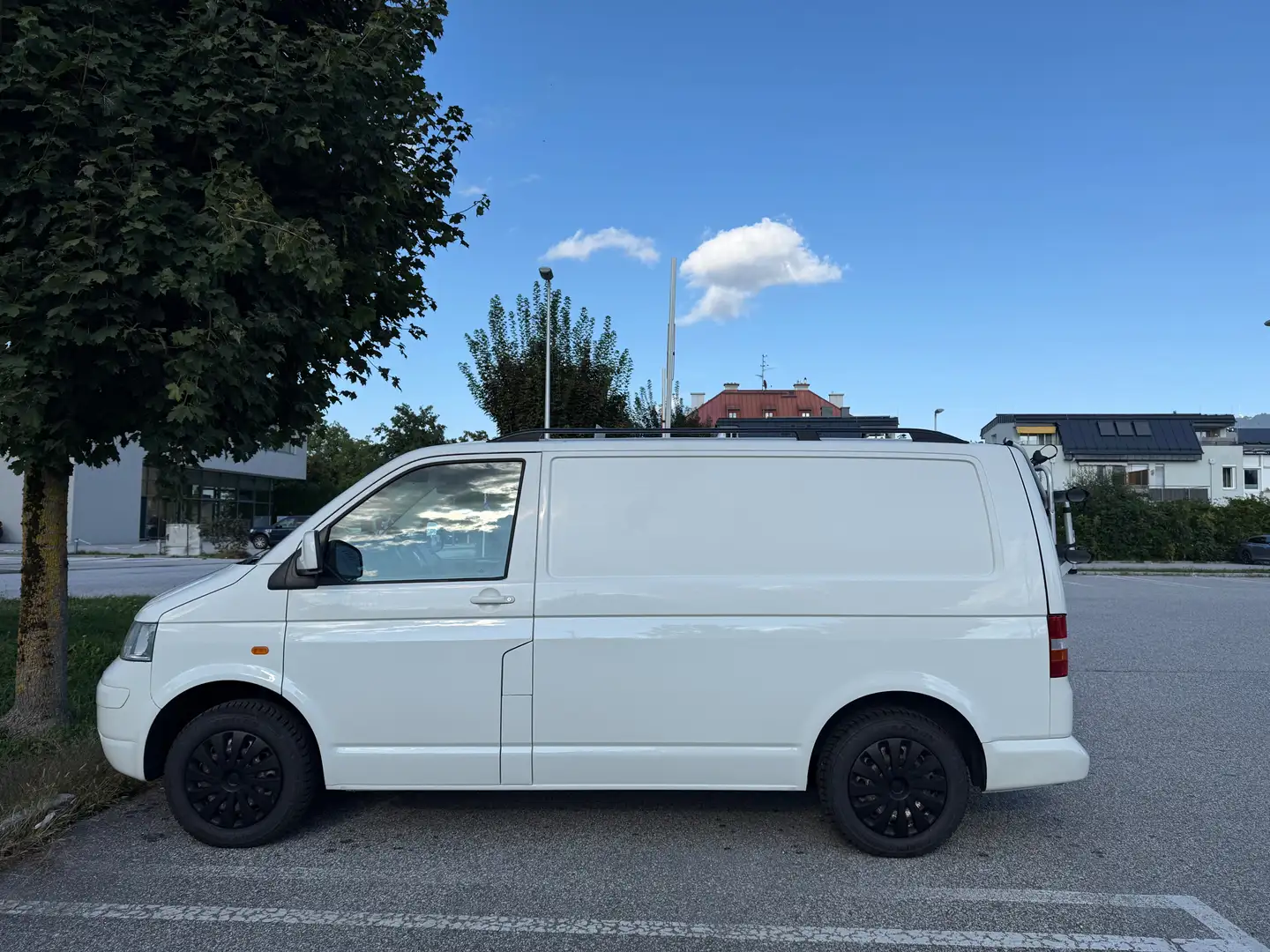 Volkswagen T5 Weiß - 1