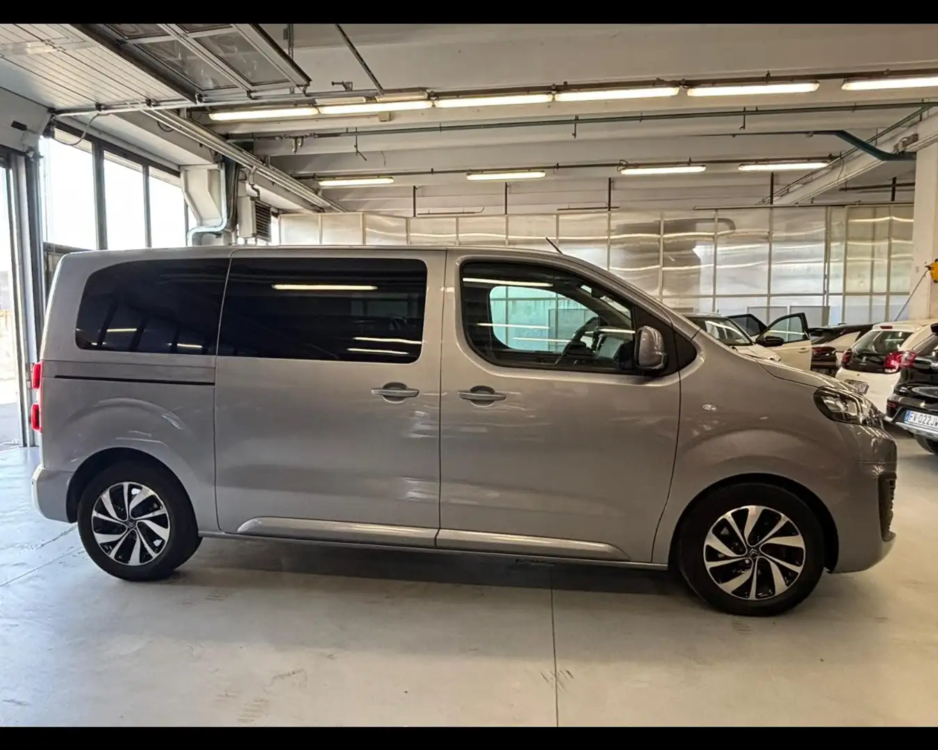 Citroen Spacetourer M 2.0 Bluehdi 140cv S&S Business eat8 my21 Grigio - 2
