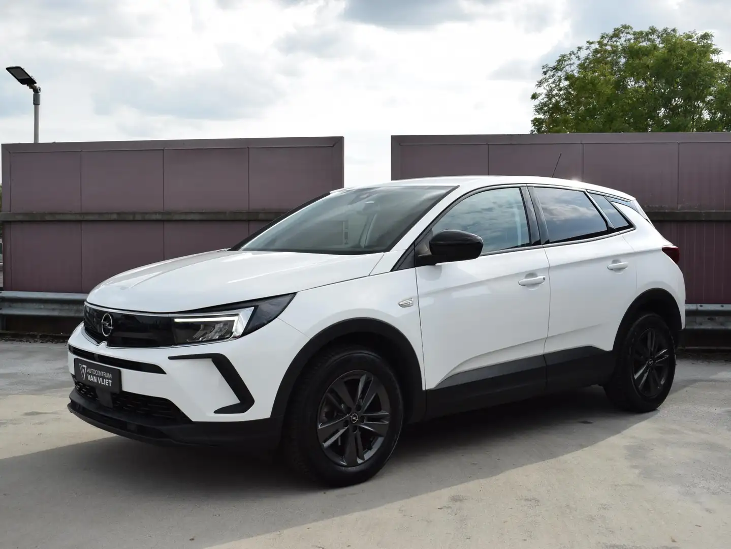 Opel Grandland 1.2 Turbo Level 2 130 PK | AUTOMAAT | ACHTERUITRIJ Wit - 2