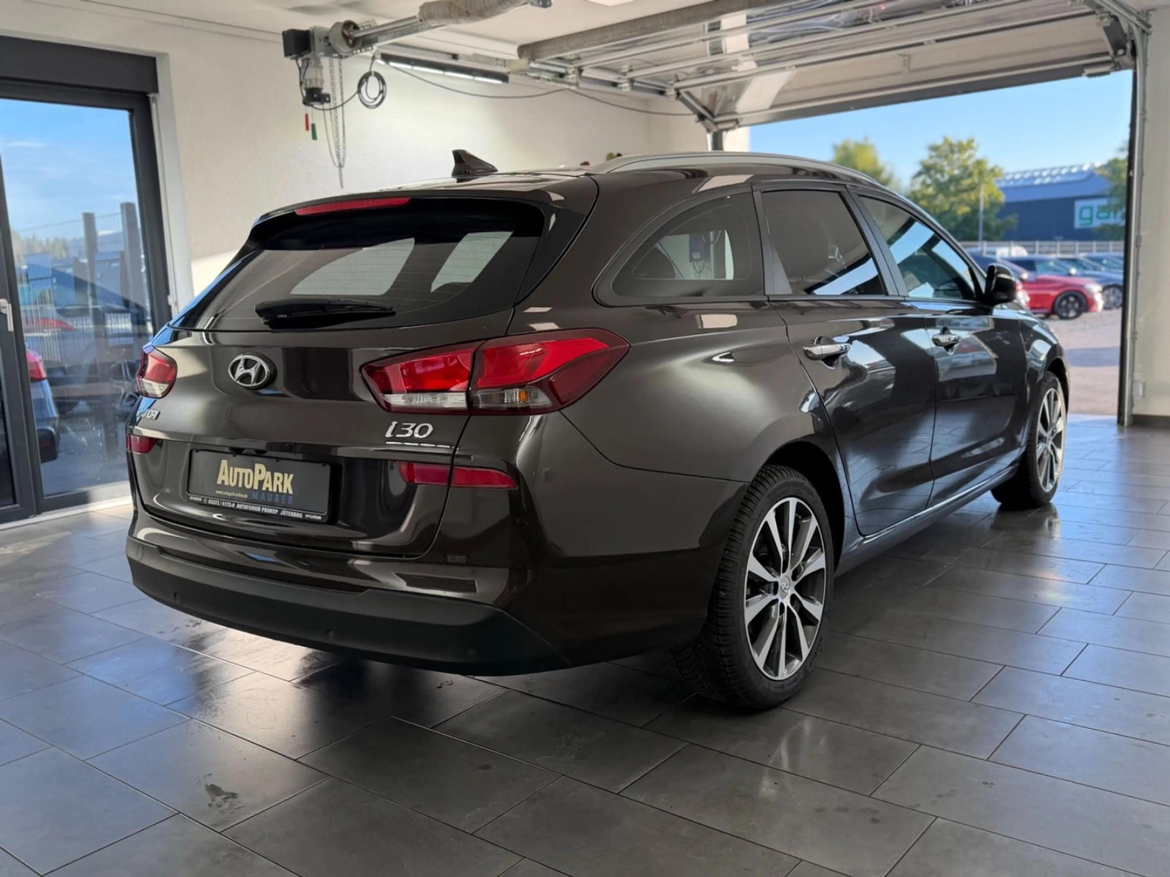 Hyundai i30 cw Trend Navi*Keylessgo*DAB+ — photo 6