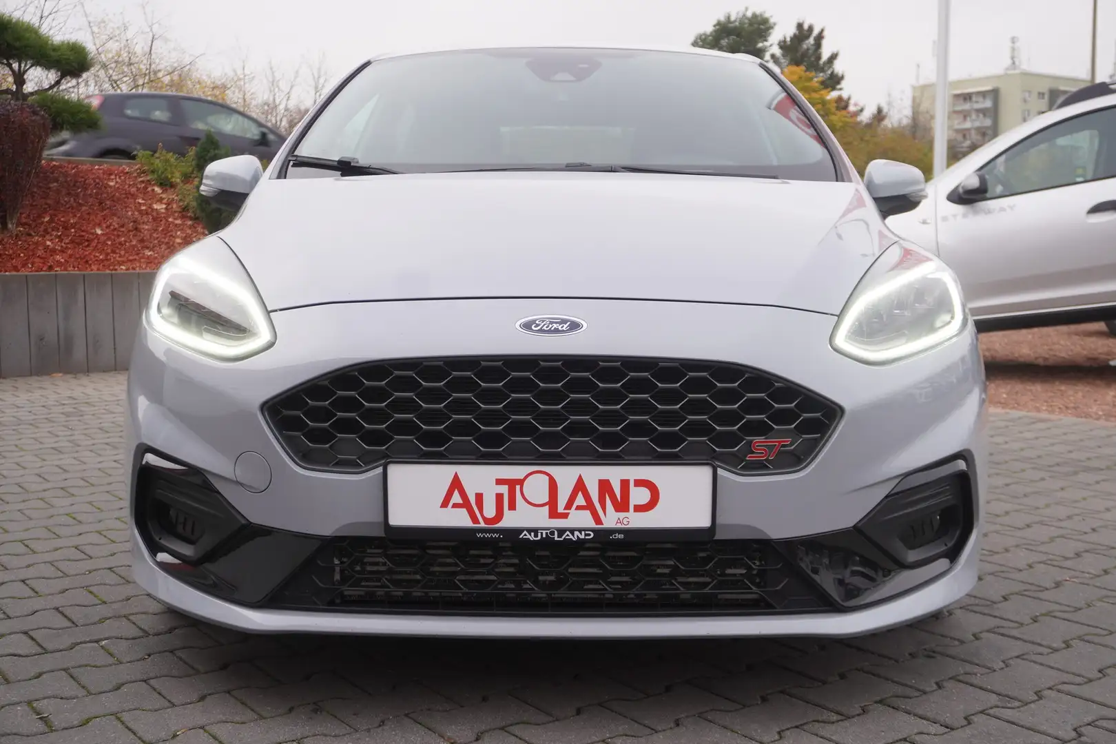 Ford Fiesta 1.5 EcoBoost ST LED Sitzheizung Tempomat Gris - 2