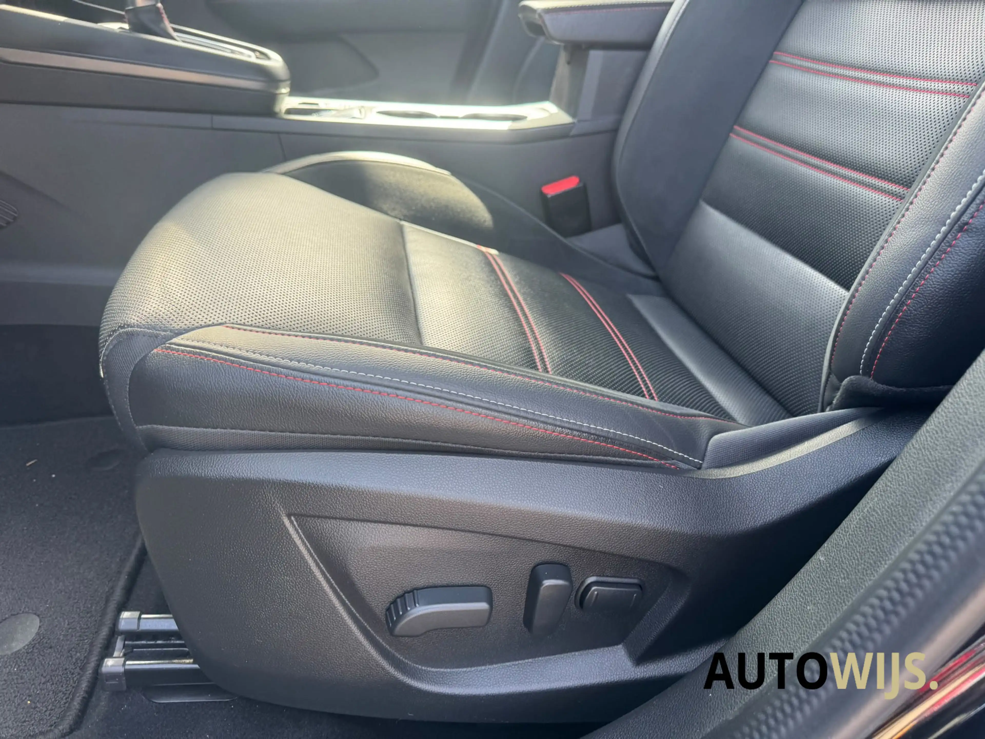 Renault Arkana 1.3 mild hybrid 160 R.S. line|AUT|CAMERA|LEDER|ACC — photo 16