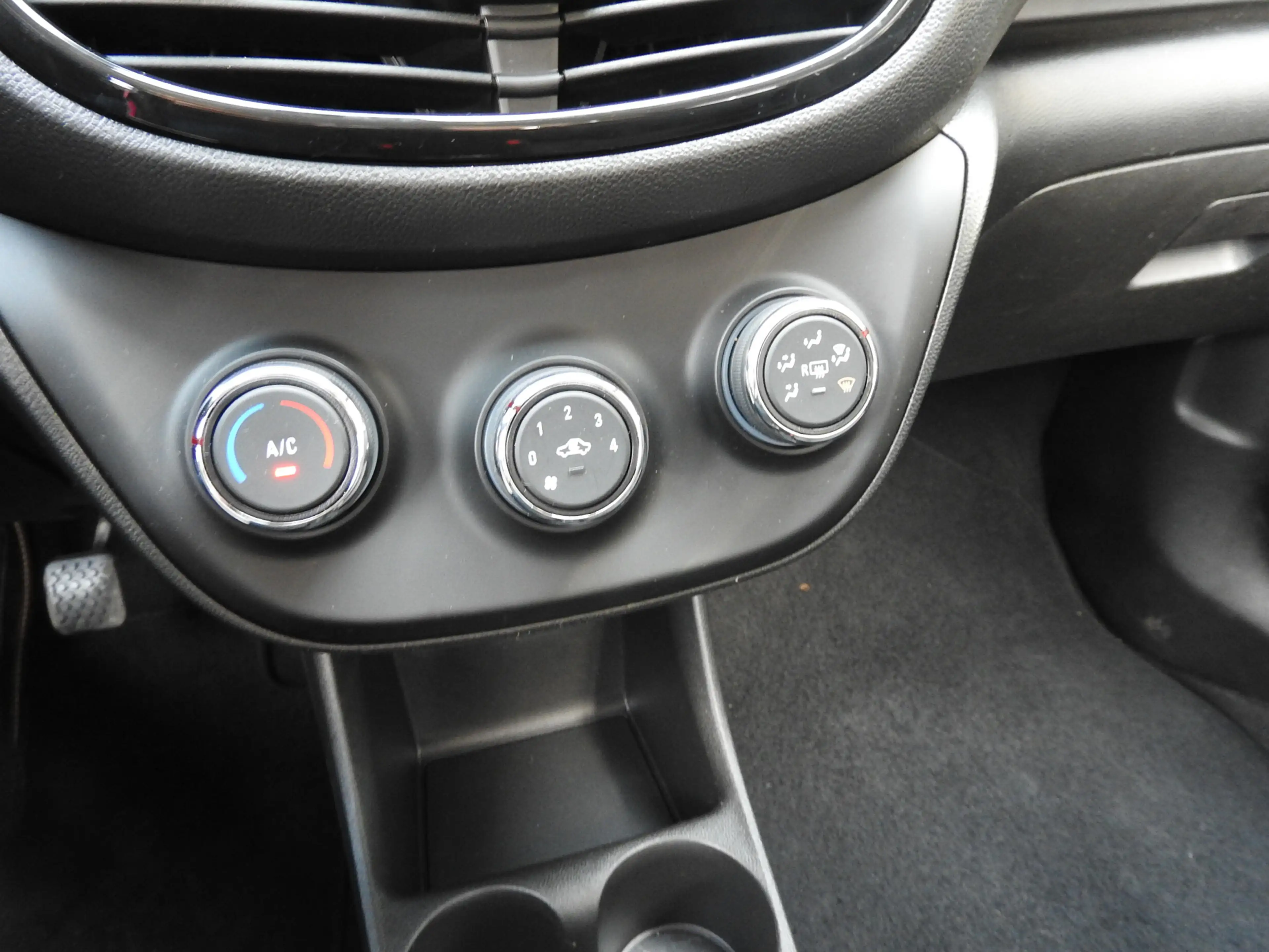 Opel Karl 1.0 ecoFLEX Edition, Airco, Cruise Control, Carpla — photo 15