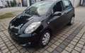 Toyota Yaris Executive Schwarz - thumbnail 3
