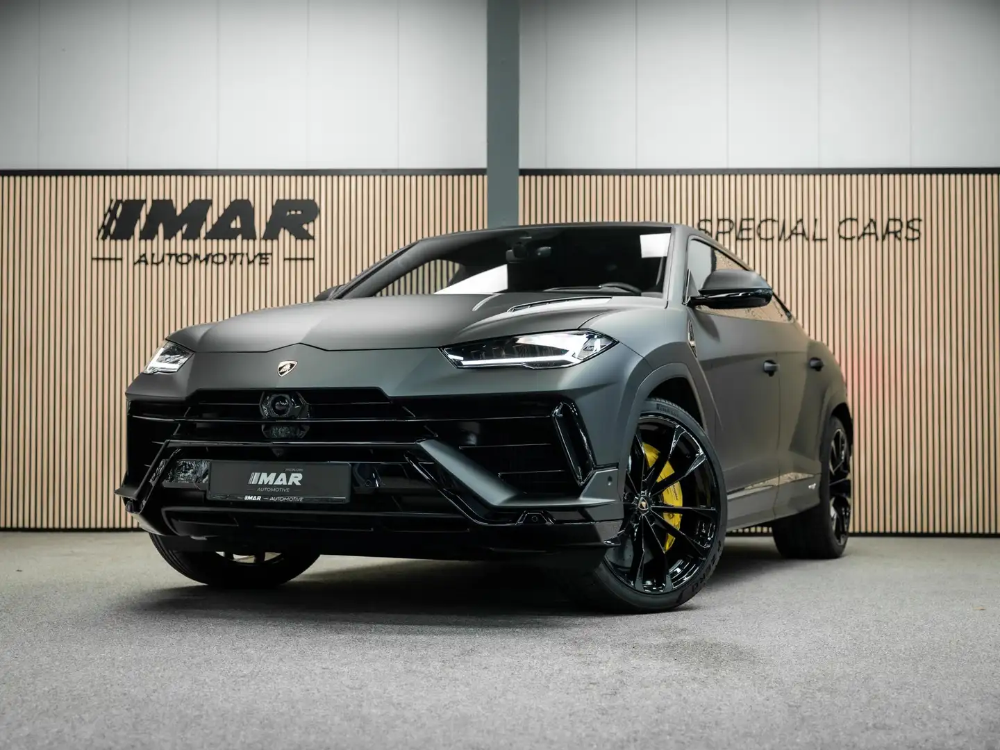 Lamborghini Urus 4.0 V8 S | Urus S | BTW | Akrapovic | Luchtvering Schwarz - 1