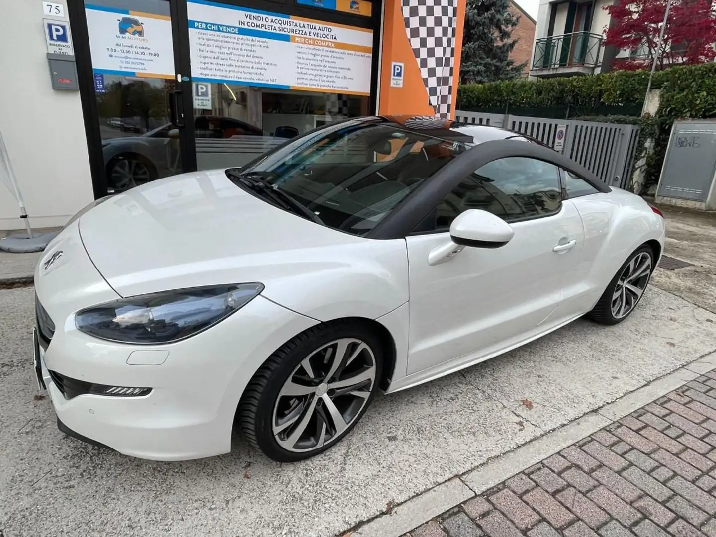 Peugeot RCZ 2.0 HDi cinghia e pneumatici nuovi - 1