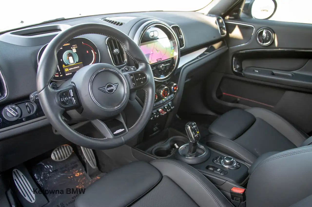 MINI Countryman снимка MINI Countryman