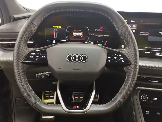 Audi Q5 view 14